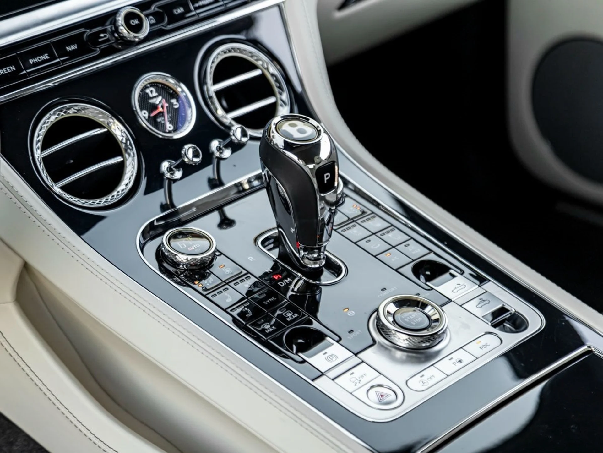 mph023_602883164_24_6c9bf421b3