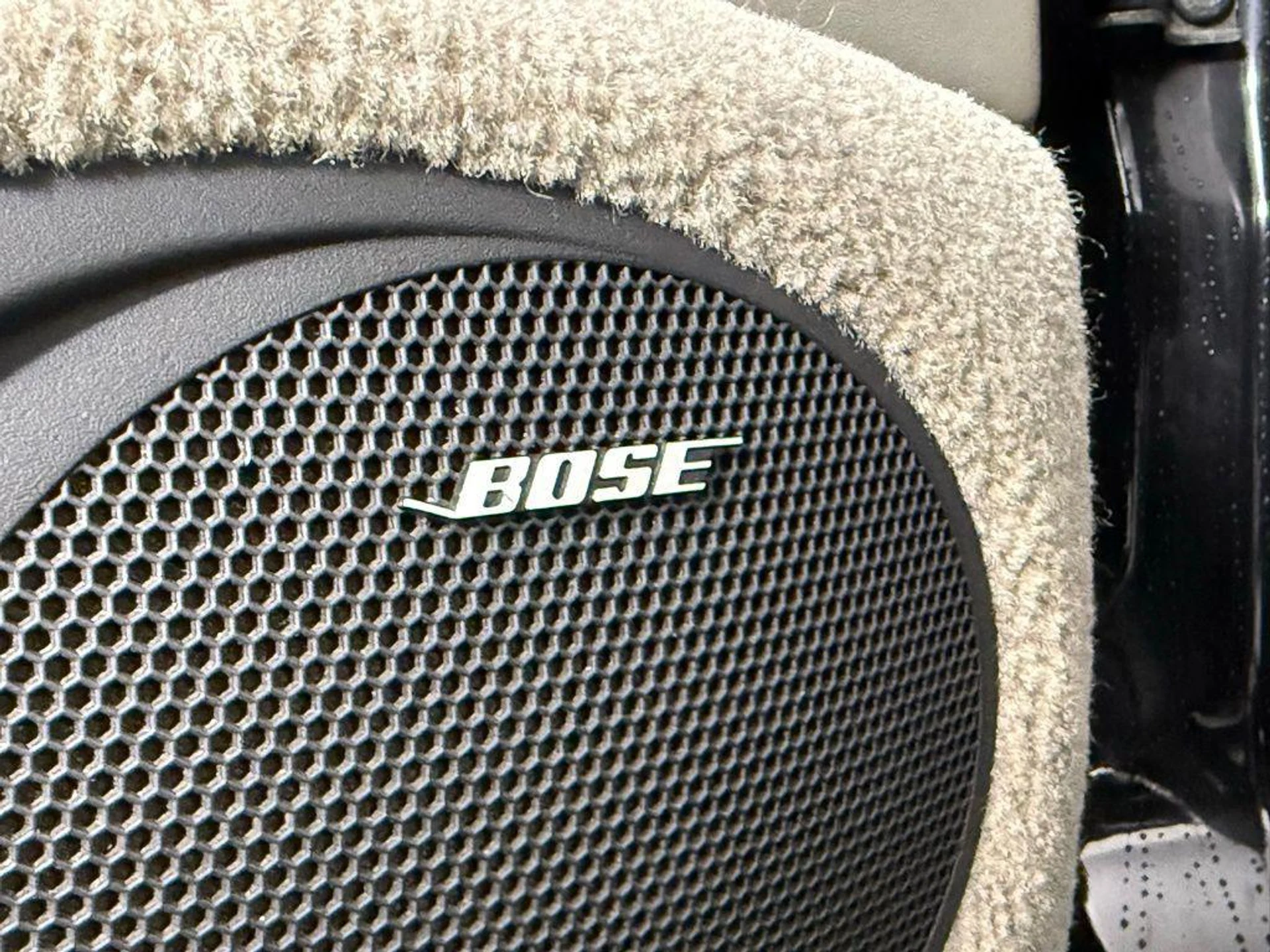 mph023_604823848_K_dsl_Jfxmg7_Mx_SY_5b_Mwr_Dnp_J_Q_c4e5f44dbd