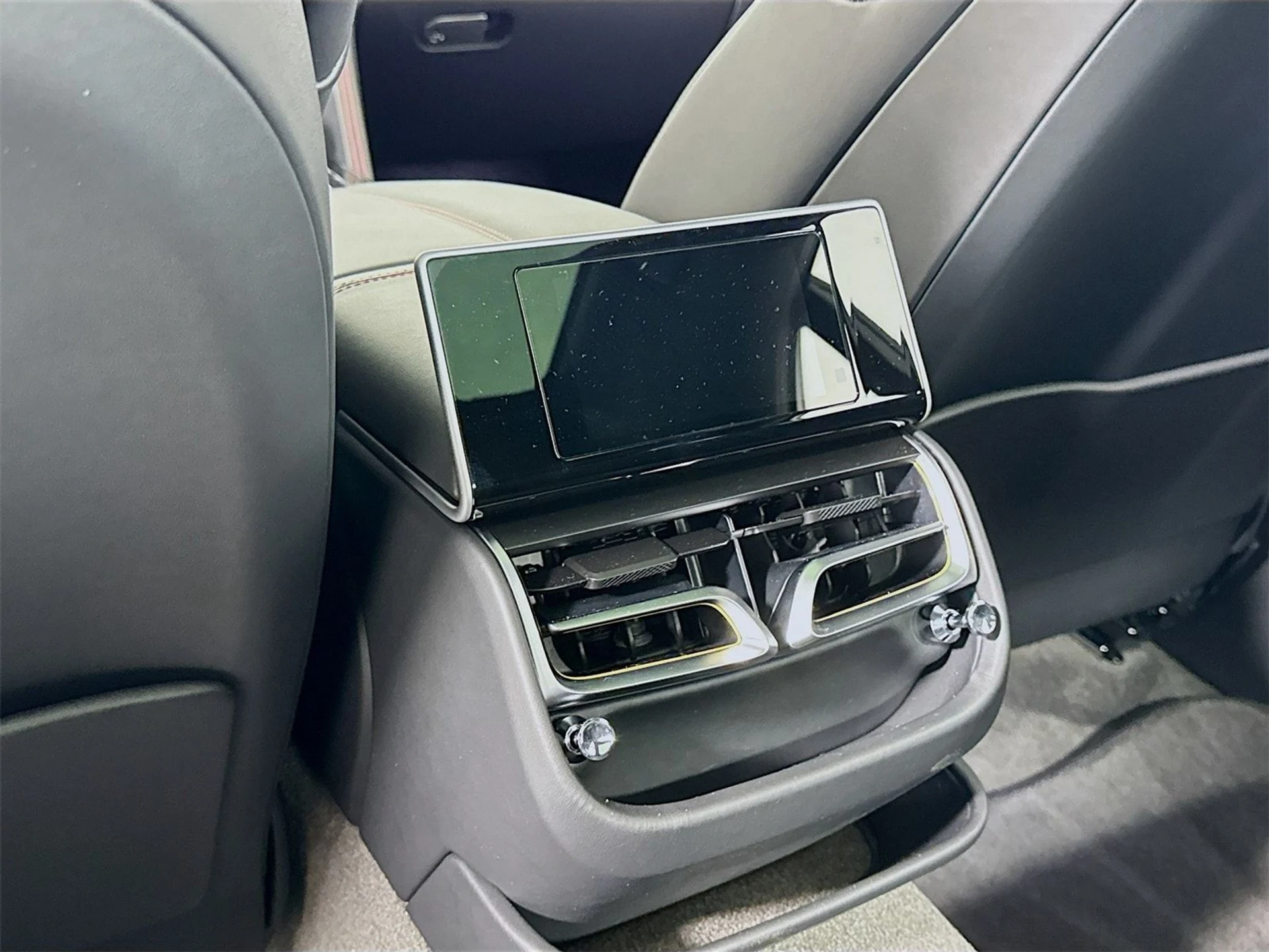 mph023_60513583_01a52652f93ba8c9a87d40ebbfbdb201x_1a05e02a14