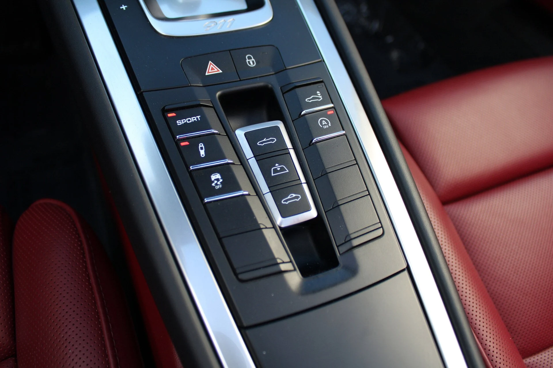 mph023_609545939_67780ebaa4b48a9a6e3ed73eab10e009x_ae93664fef