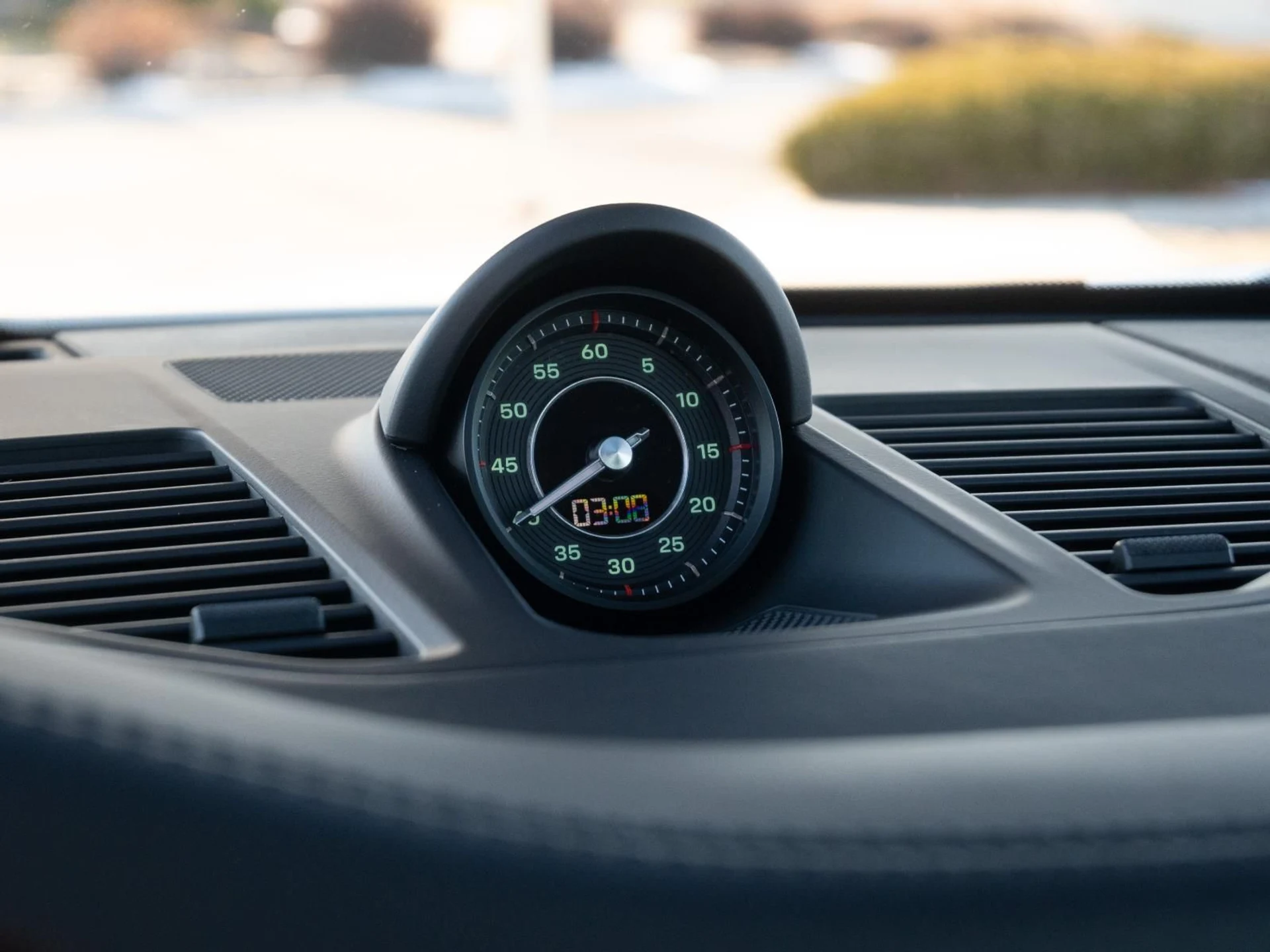 mph023_618104532_637078df0bdd3af6d8c649412edad14dx_a473052e02