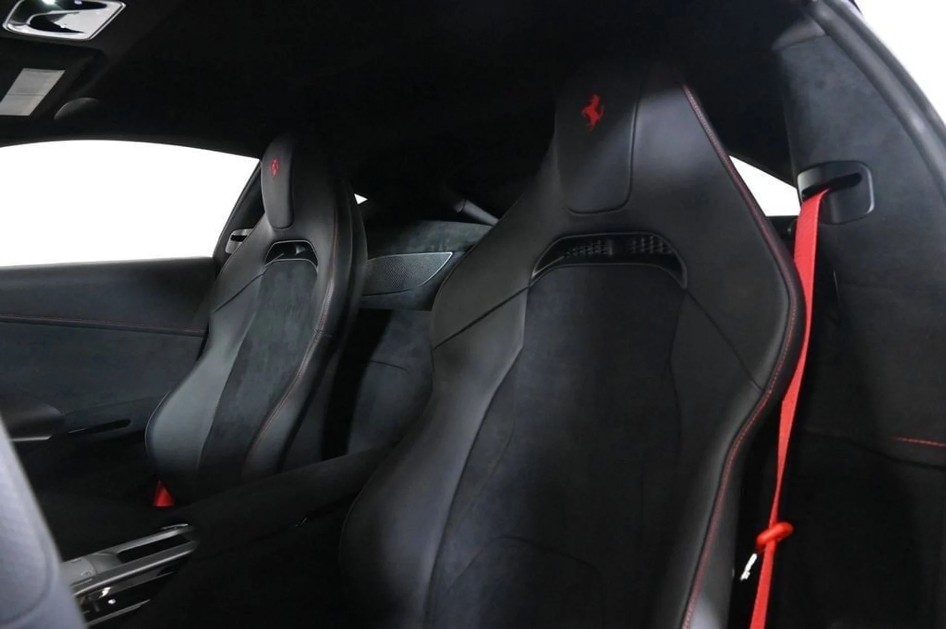 mph023_618947953_b95449bfecf4430e9474d2ff84a65c0d_187903341d