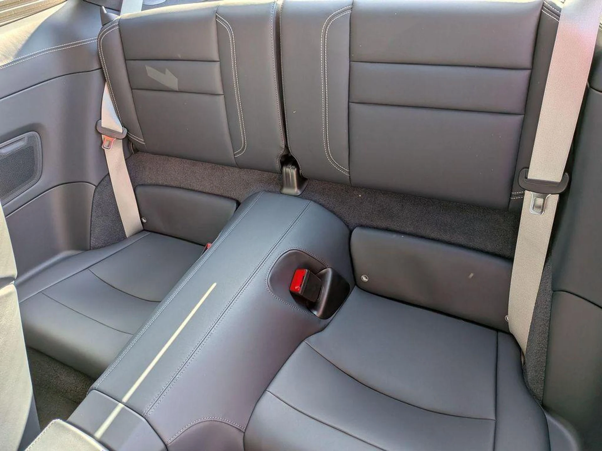 mph023_626024181_uthm_Htd_F_Yscogi3_Sk_Bj_M0_IN_96_O4_f059dd7d24