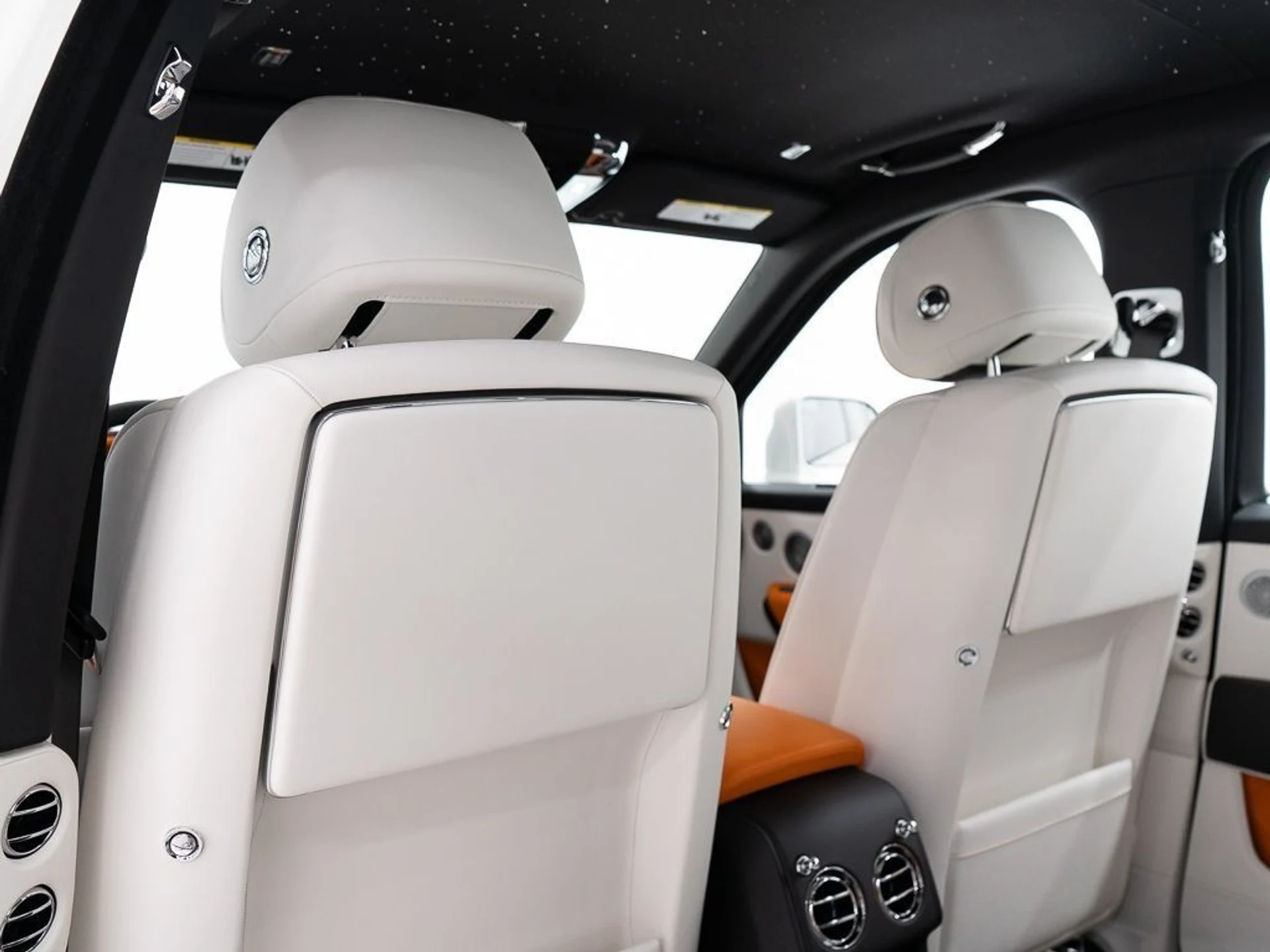 mph023_637345208_4e9b80a93a176b7476c14d207c93104a_212aea3c99