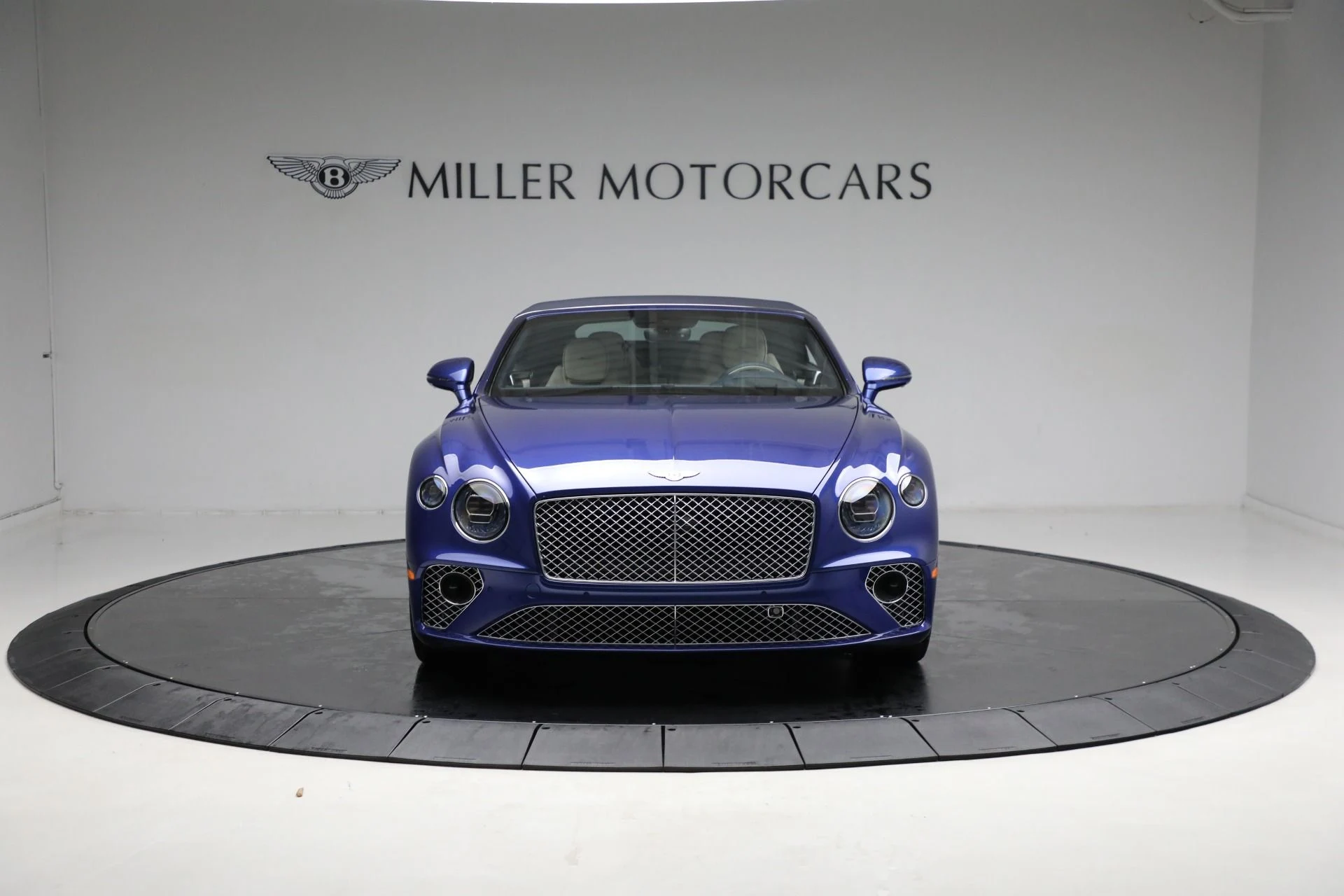 mph023_638393237_New_2023_Bentley_Continental_GTC_Azure_V8_9f6ef5450a
