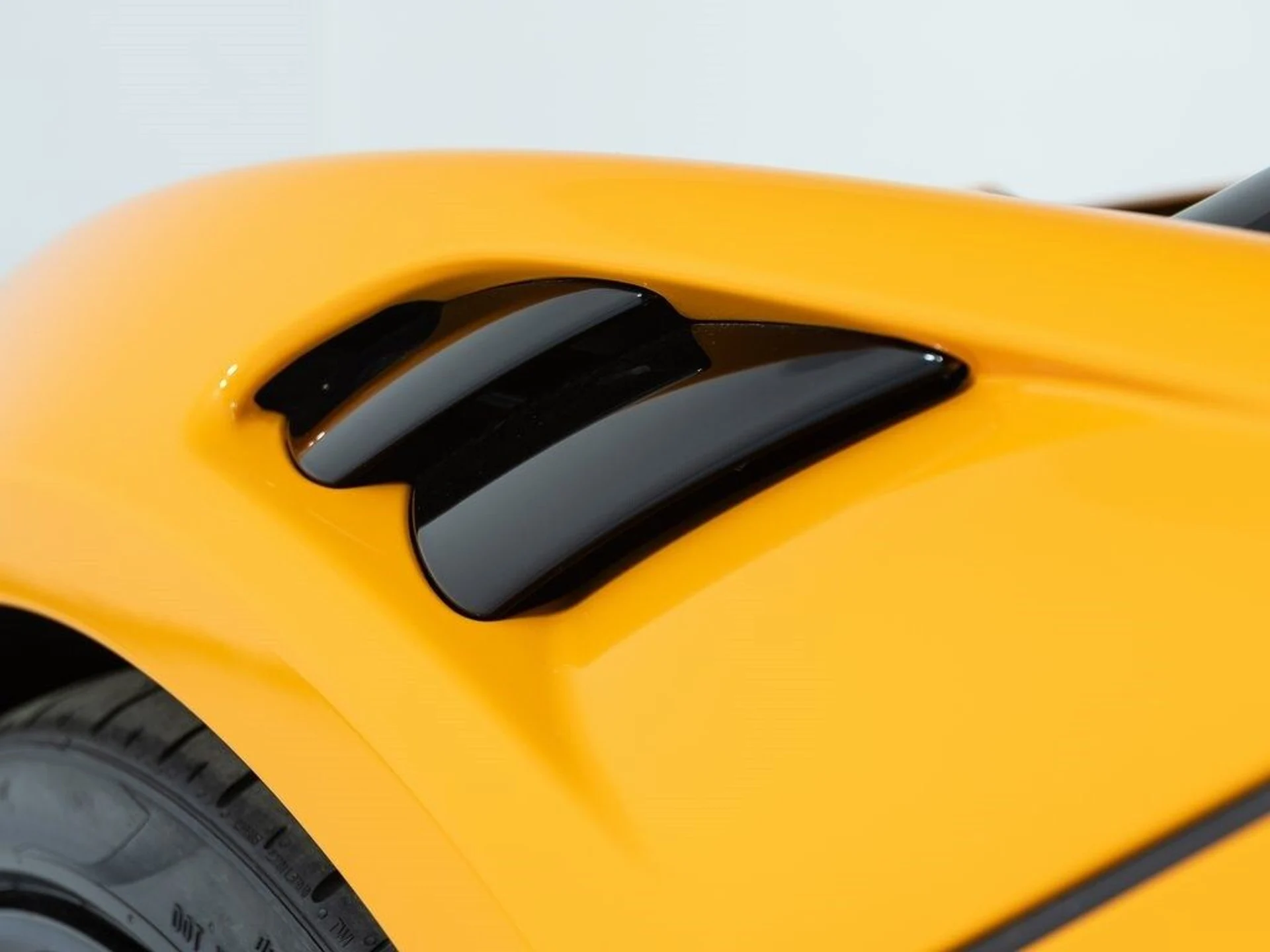 mph023_639015338_1bf350425bcaadd39cd2803a2e3b7674x_cf49064d8d