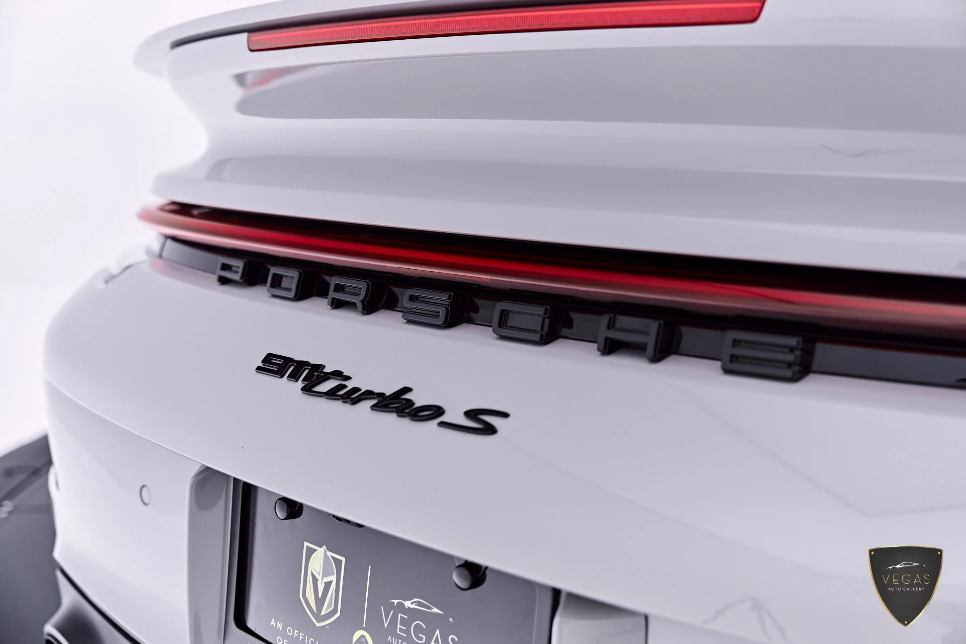 mph023_64033446_Used_2022_Porsche_911_Turbo_S_1782757607_d432d4bf03