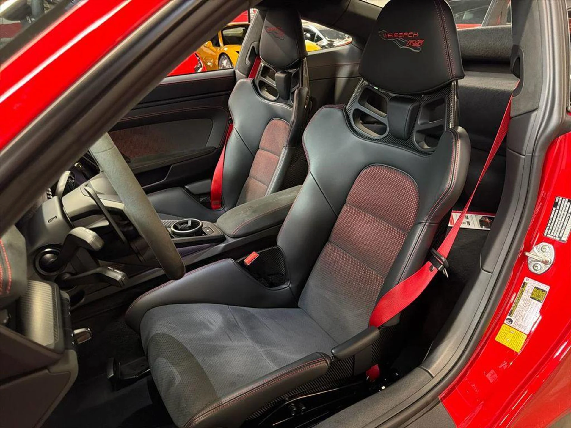 mph023_640605865_12s0_Uepc_Hue_B_Go_RY_Rm5t_RSI_2xjo_4dc2daa060