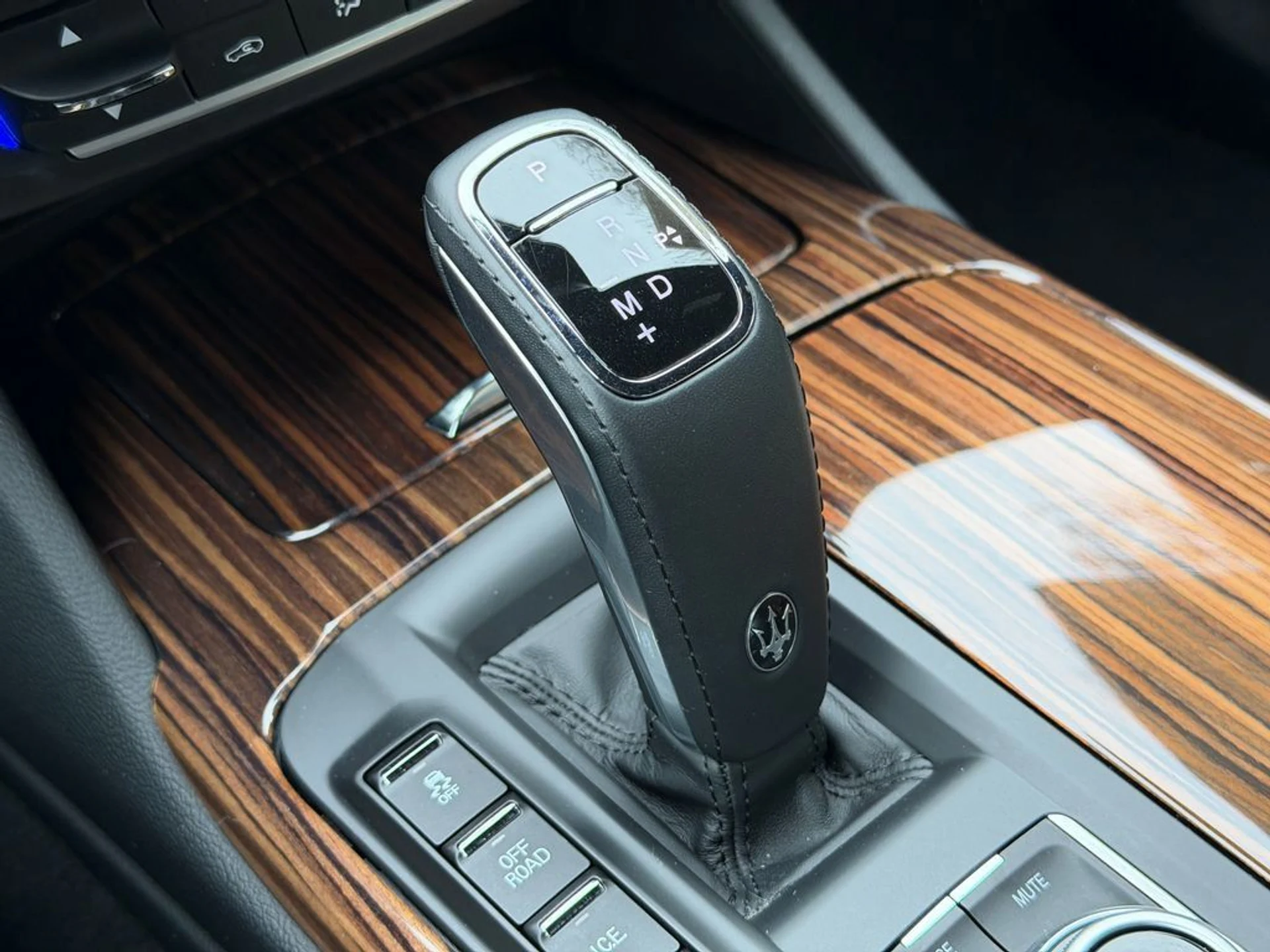 mph023_642813176_1d3e2a5a46134741826763668cf2bc7c_e404401c97