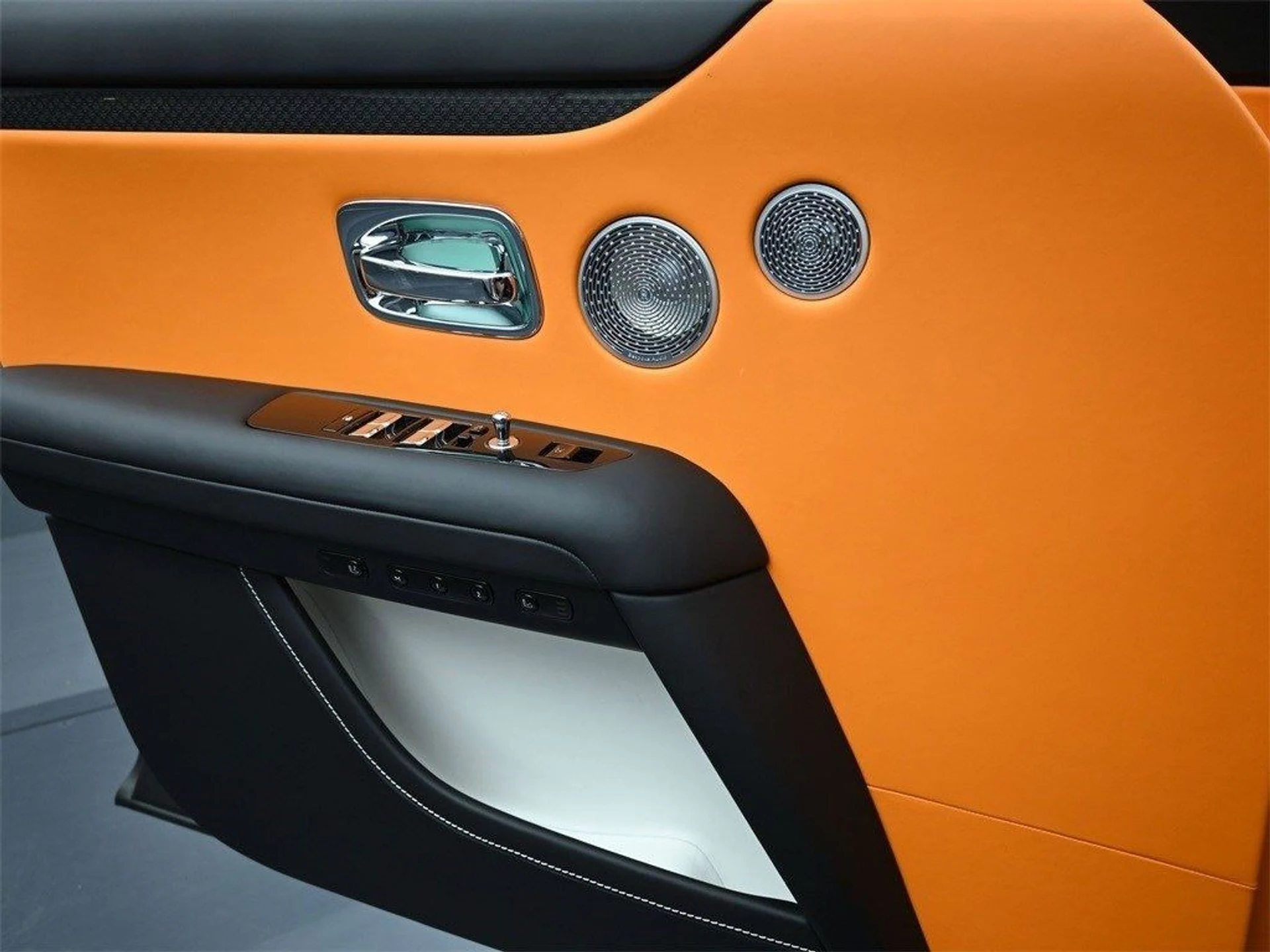 mph023_643408663_139016b9ff83d97ecb910e2a9ee63b6ax_7ee594273a