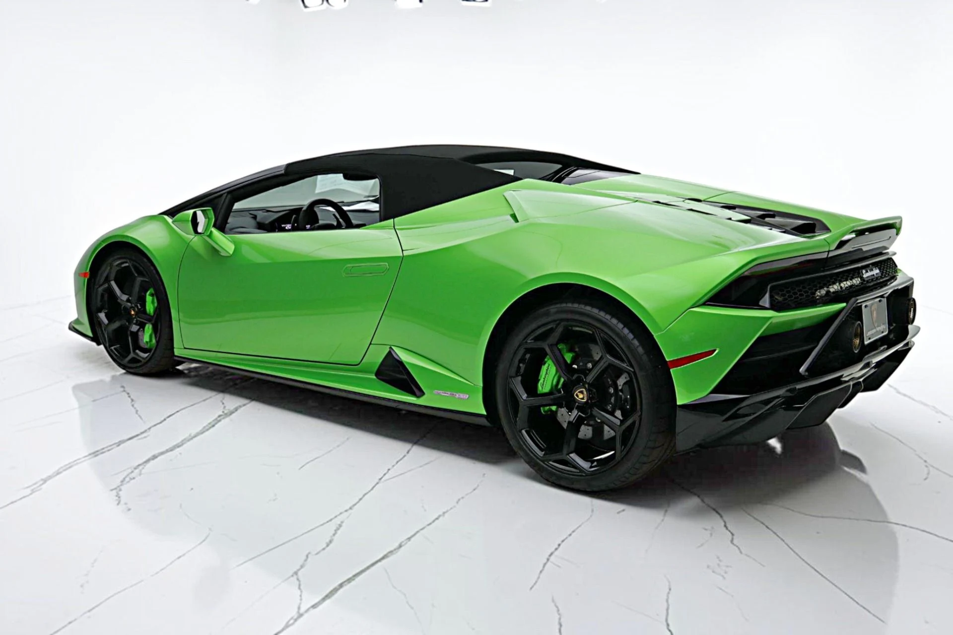 mph023_643911625_Used_2023_Lamborghini_Huracan_EVO_Spyder_RWD_SELEZIONE_PRE_OWNED_CERTIFIED_6e02dfad9b