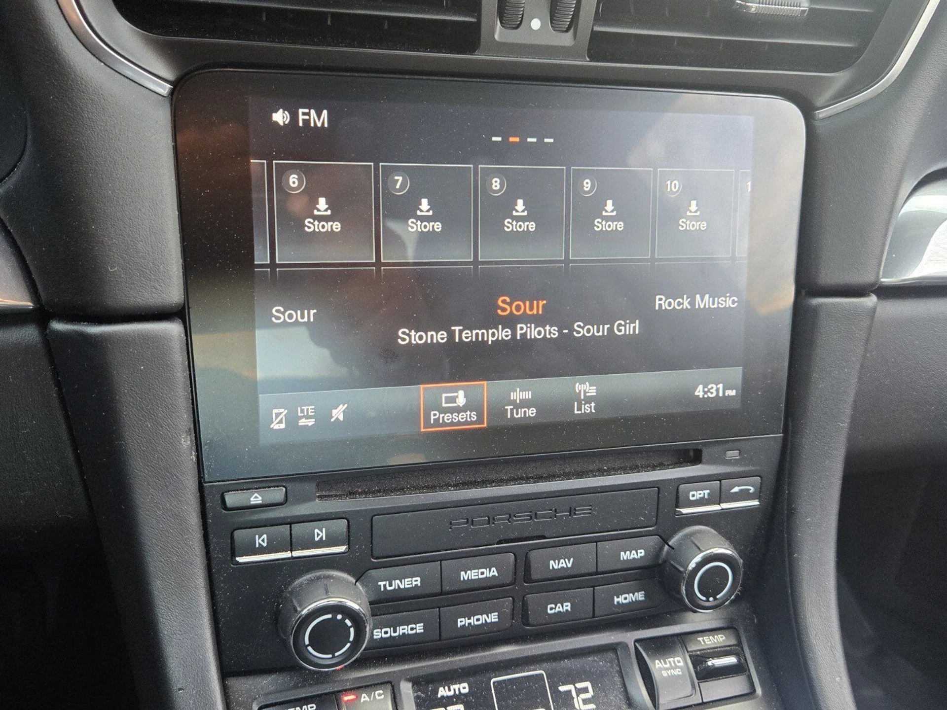 mph023_647636837_514d190a628acd6d2d222fc65097cd85x_cfcda67597