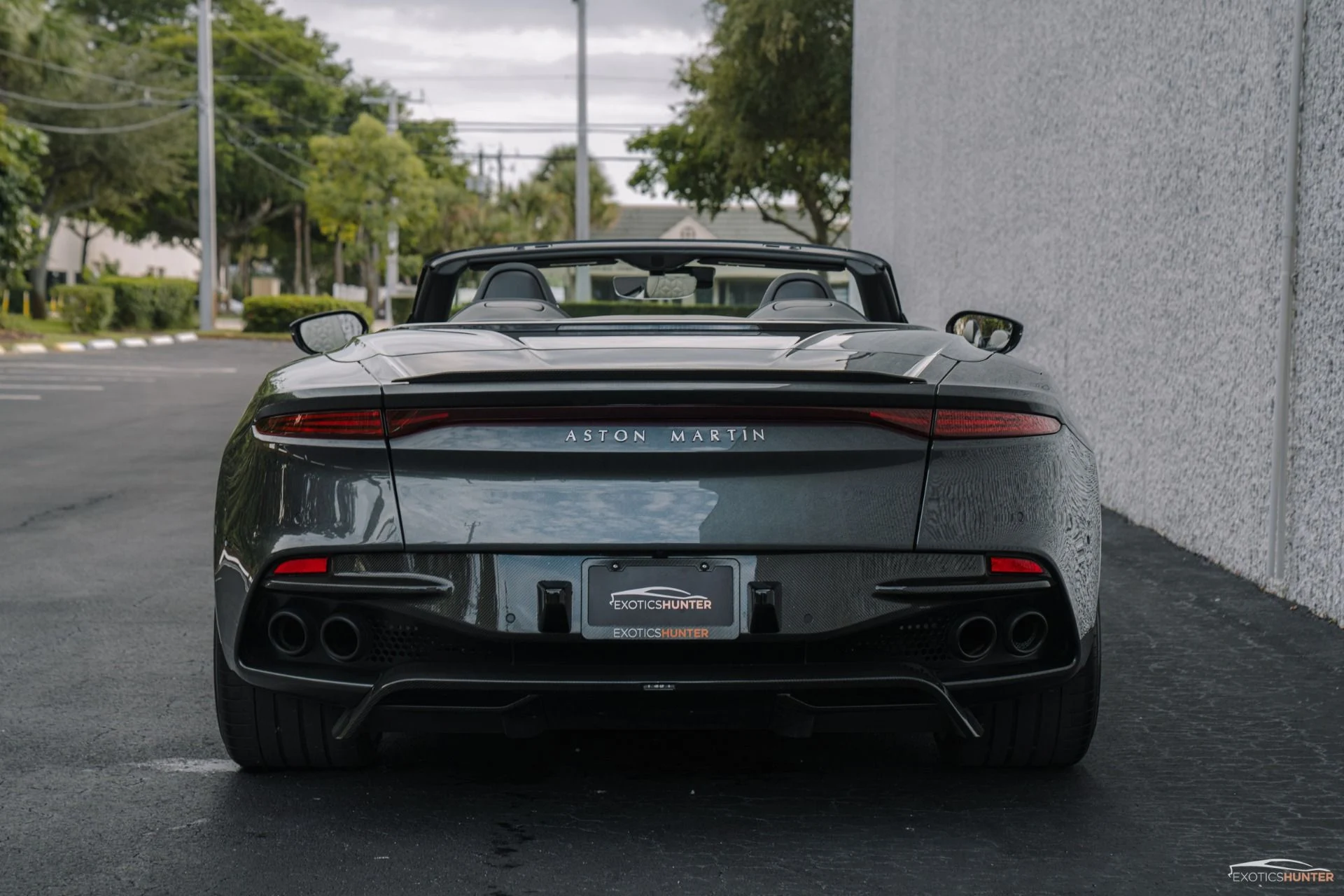 mph023_651182660_Used_2020_Aston_Martin_DBS_Superleggera_1762814909_e2f01bf039