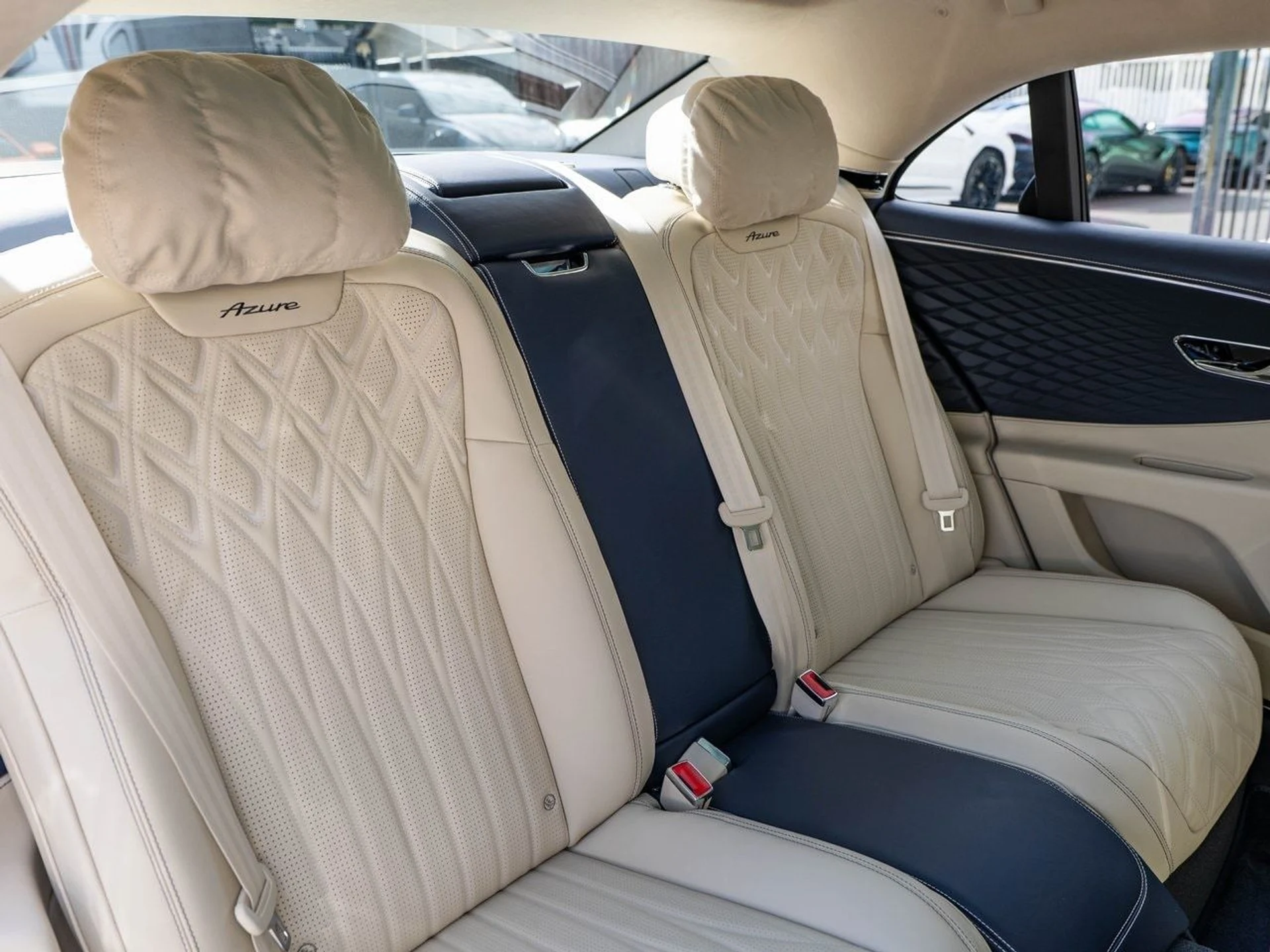 mph023_654562032_3b011740b790e90beeb67124517382abx_6024981724