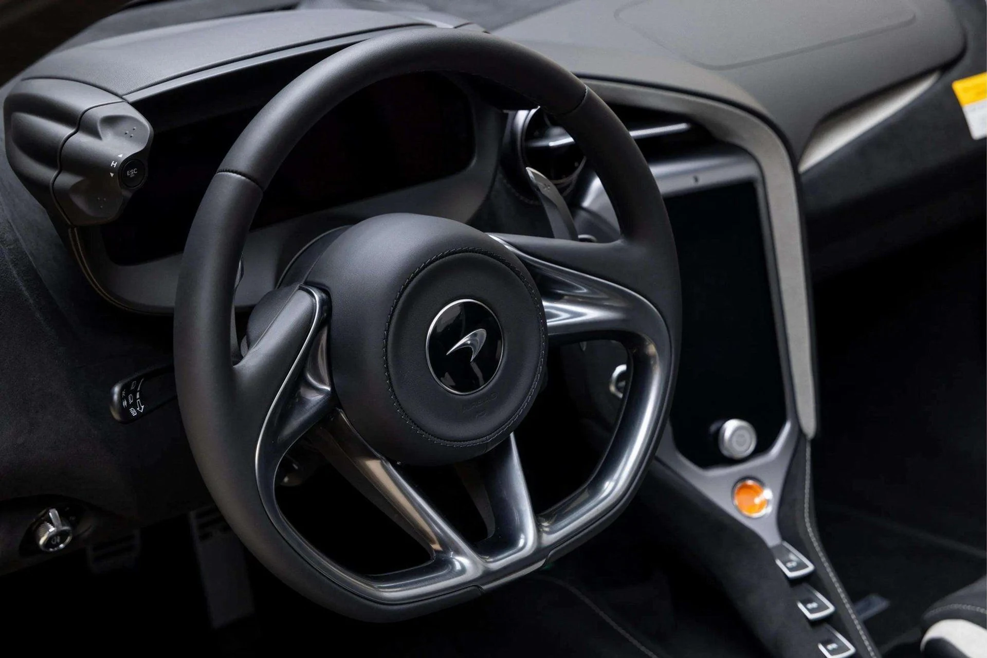 mph023_654596601_image_24_5e9d4a74b5