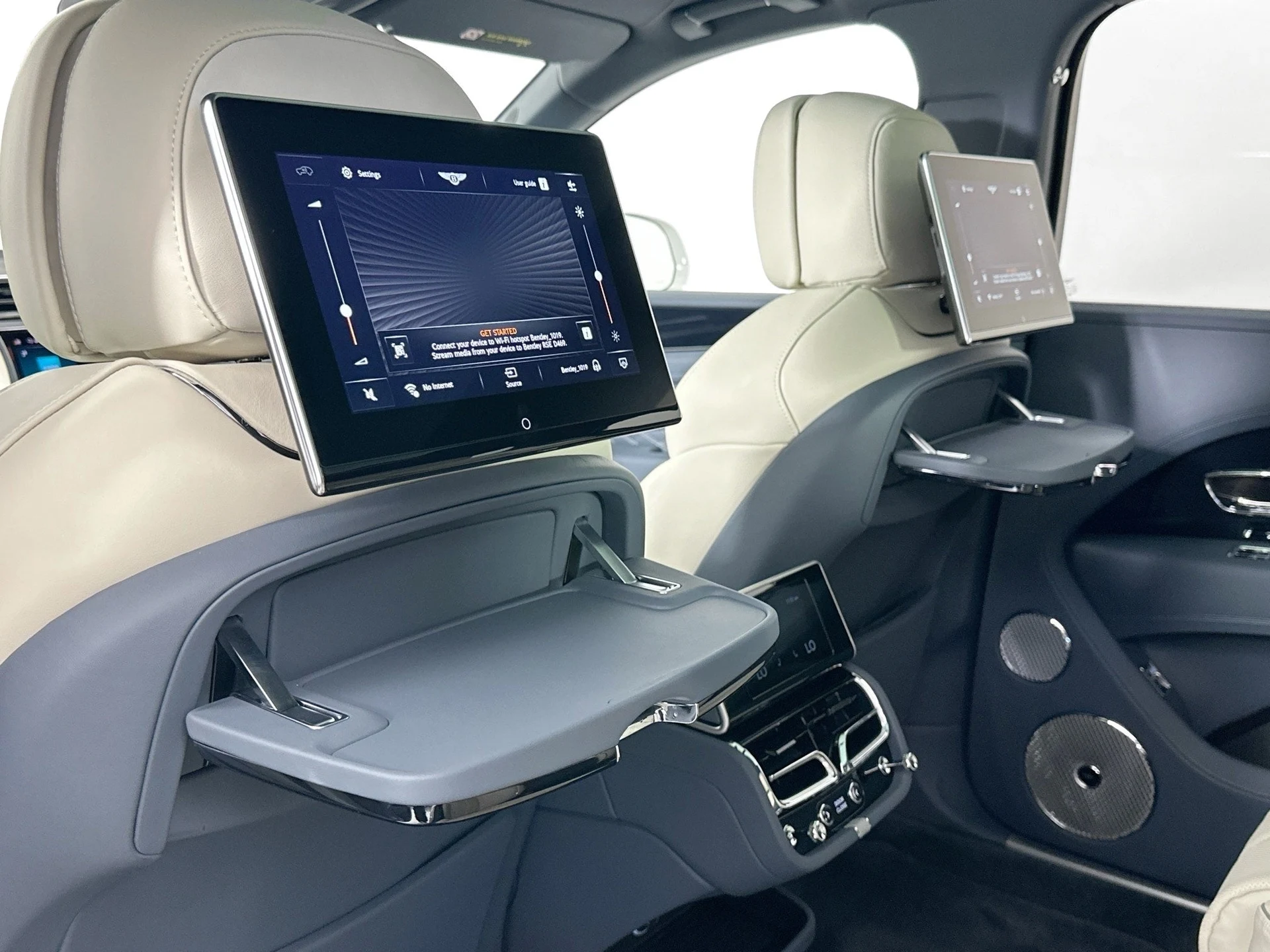 mph023_657355029_24_8862d6c02a