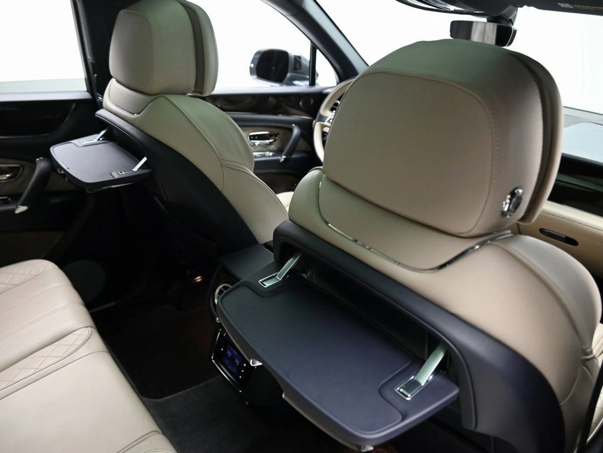 mph023_660889982_3ac04467bd6745a58e7fea05960e438b_3ef093b15f