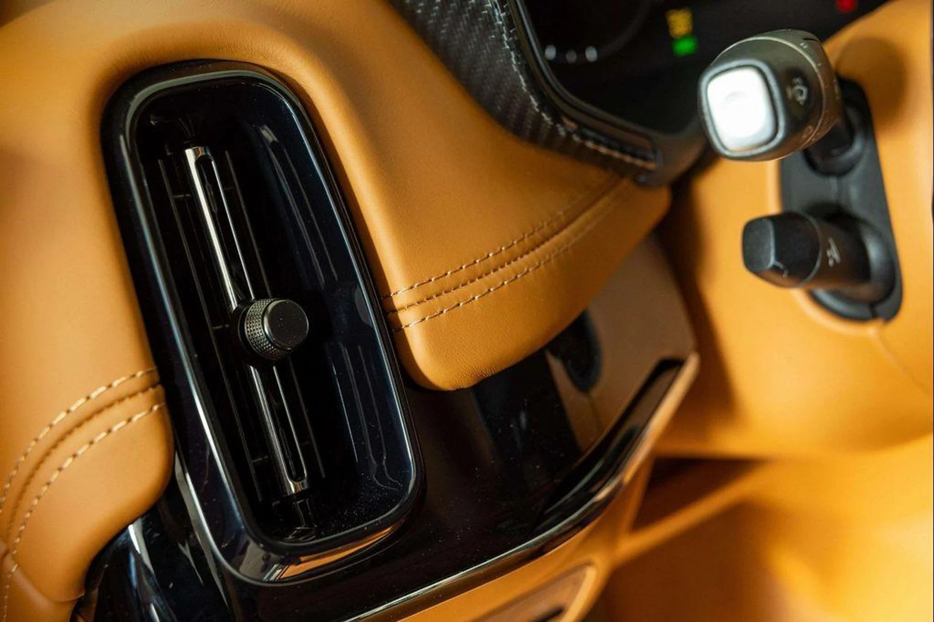 mph023_662150821_bqnw_Ox_SC_Mel5_W0_Oe_MN_3_Kt_Iq_Yn_Q4_e4b14d0d01