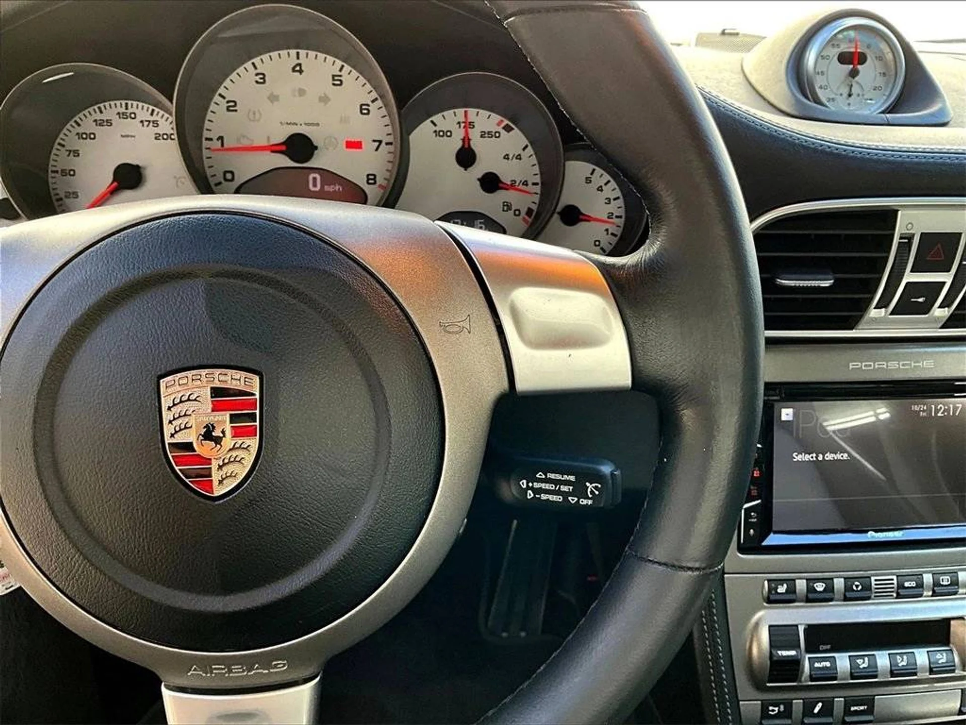 mph023_662448428_1280_c3238ed801