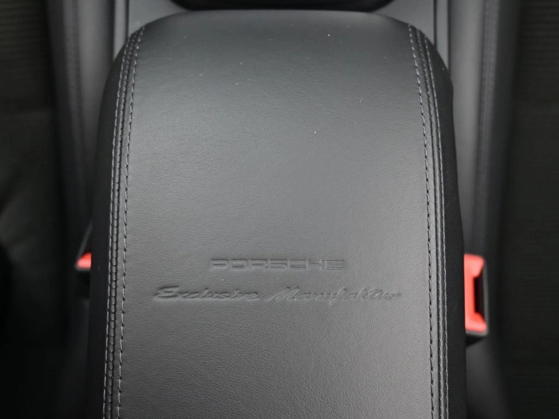 mph023_662530829_64f0284ea157a1aeae2a092b68f67f47_53cfb196db