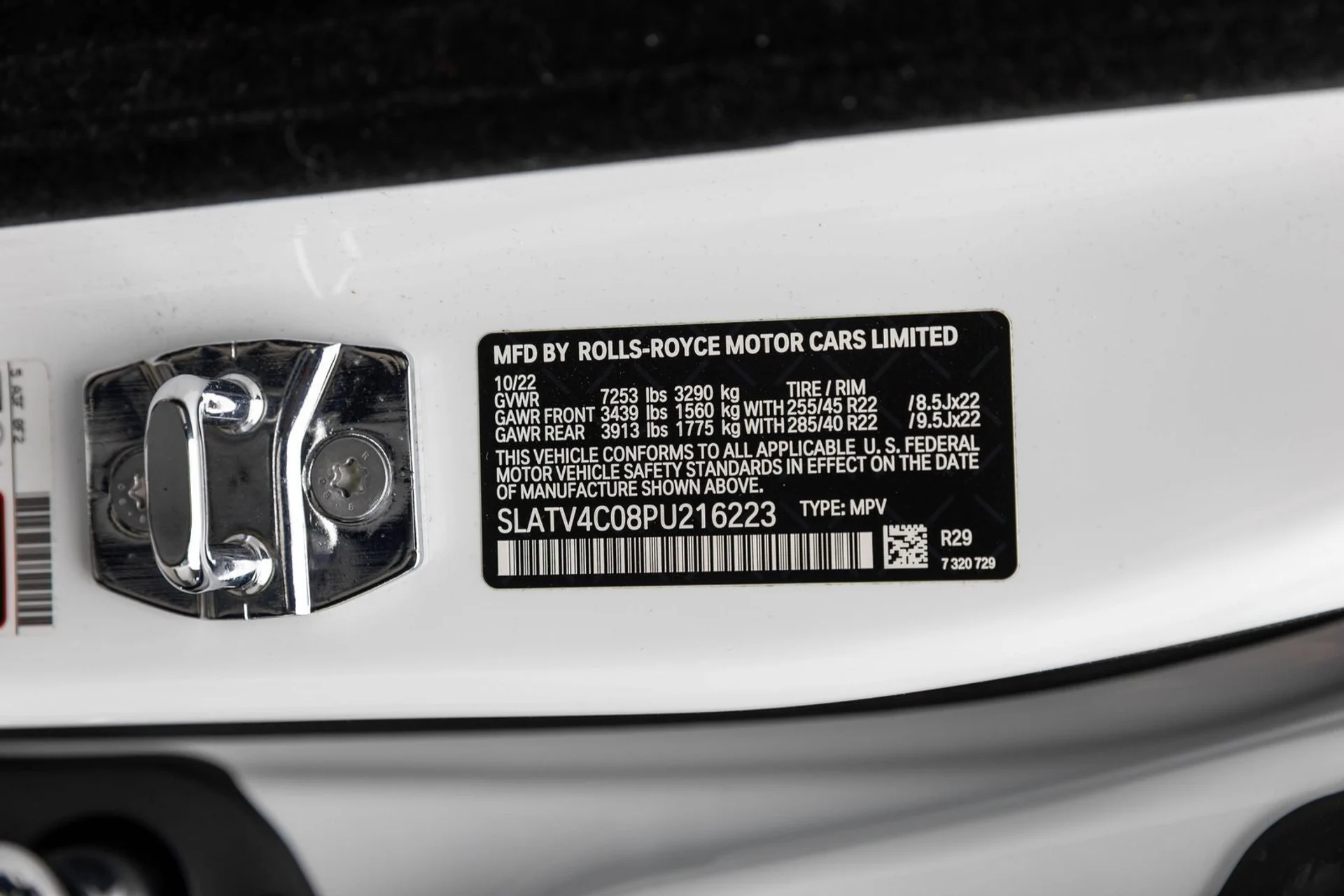 mph023_664758809_24_49f627f909