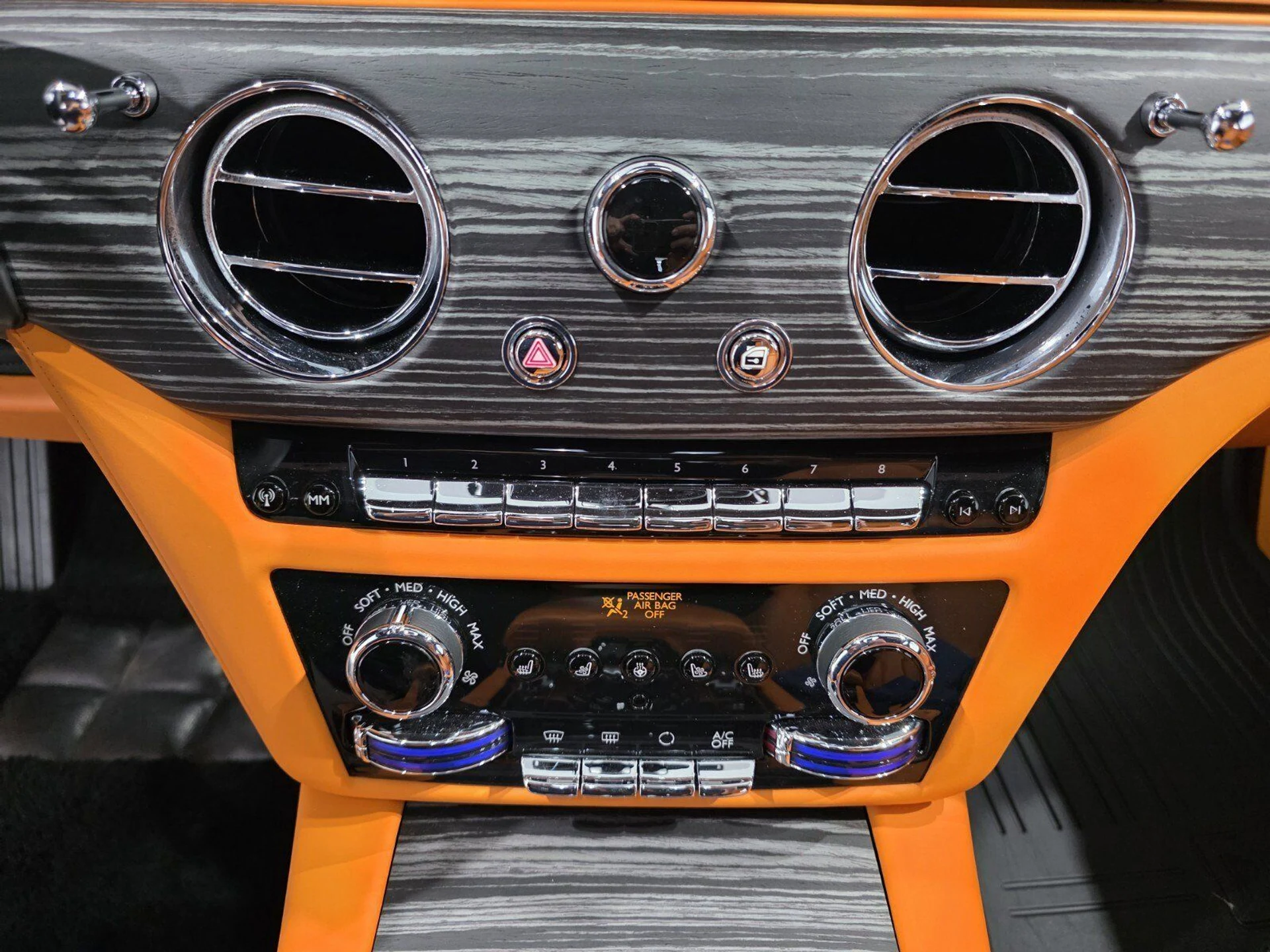 mph023_671833645_ffe114961c31eba8b9295650d5cf10a8_355da9f233