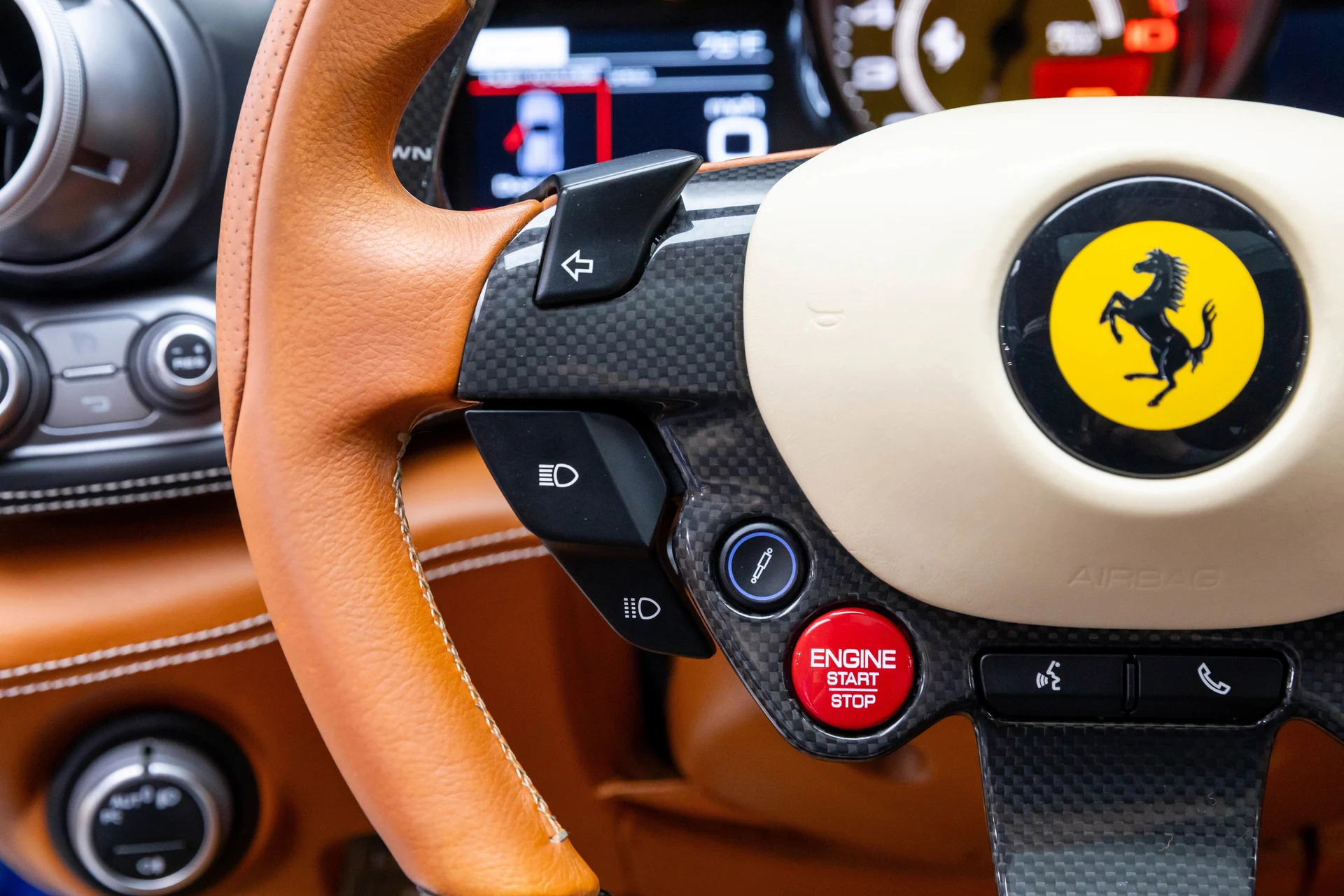 mph023_674466451_fb9be043796b4f1bbc1177c7d85711e0_0cb6a1c9de