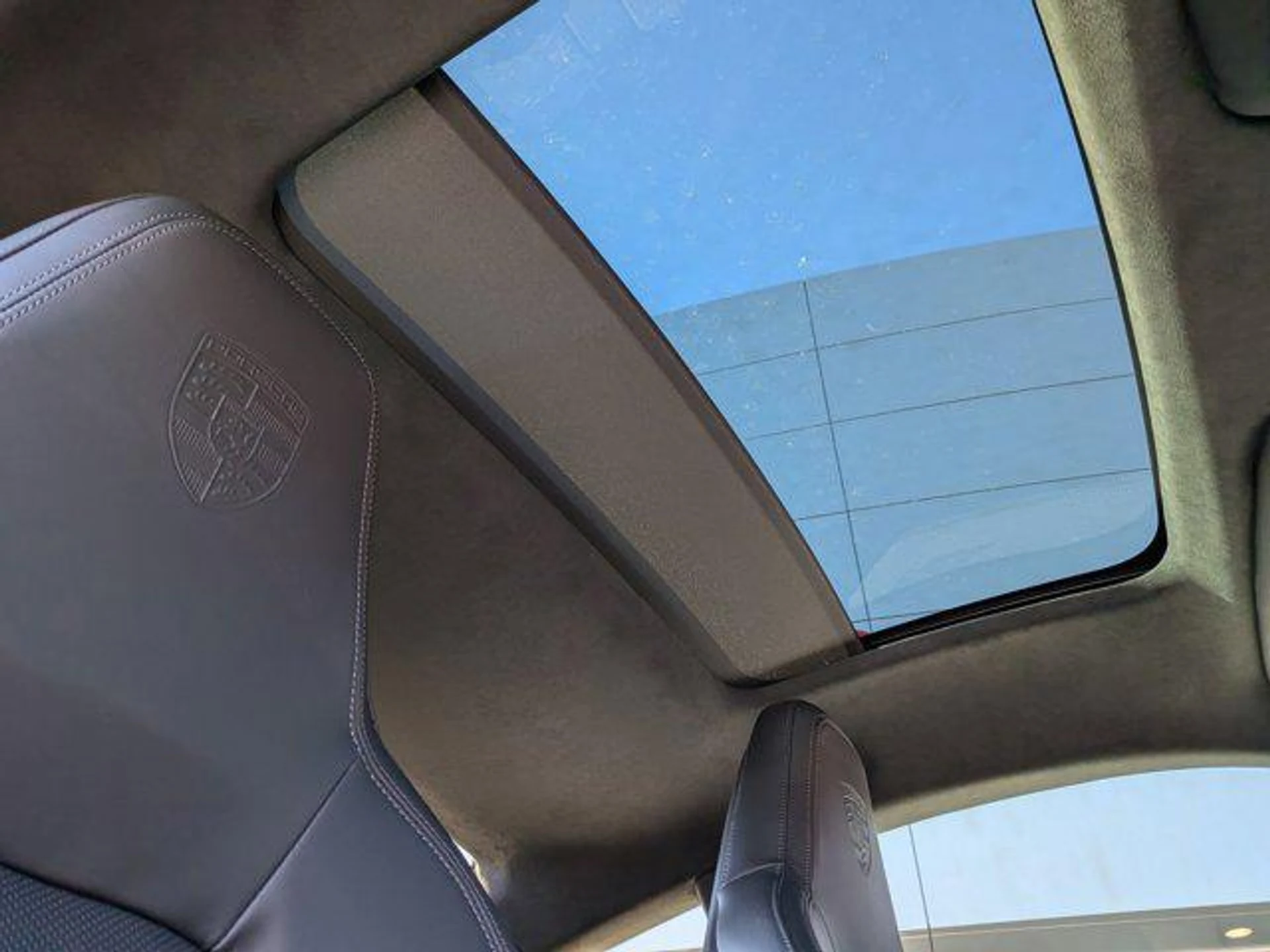 mph023_676024708_8w9f_Zb_C9kn5_PD_Mamrvvkv1p1_Lpk_3d3f6b10ab