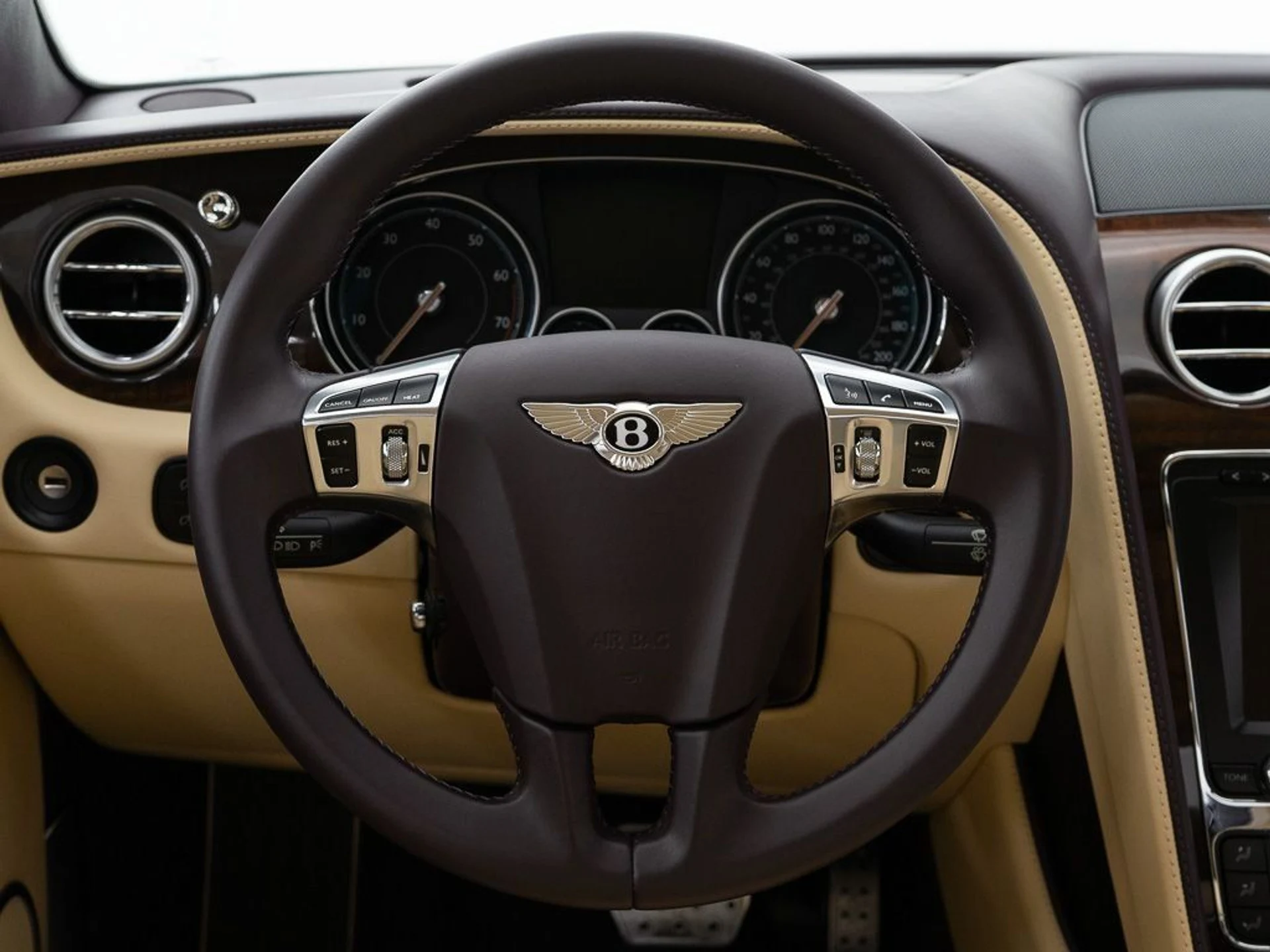 mph023_680789206_039b4dee01d4ccd4c414126e161a791a_df8baa5bf6