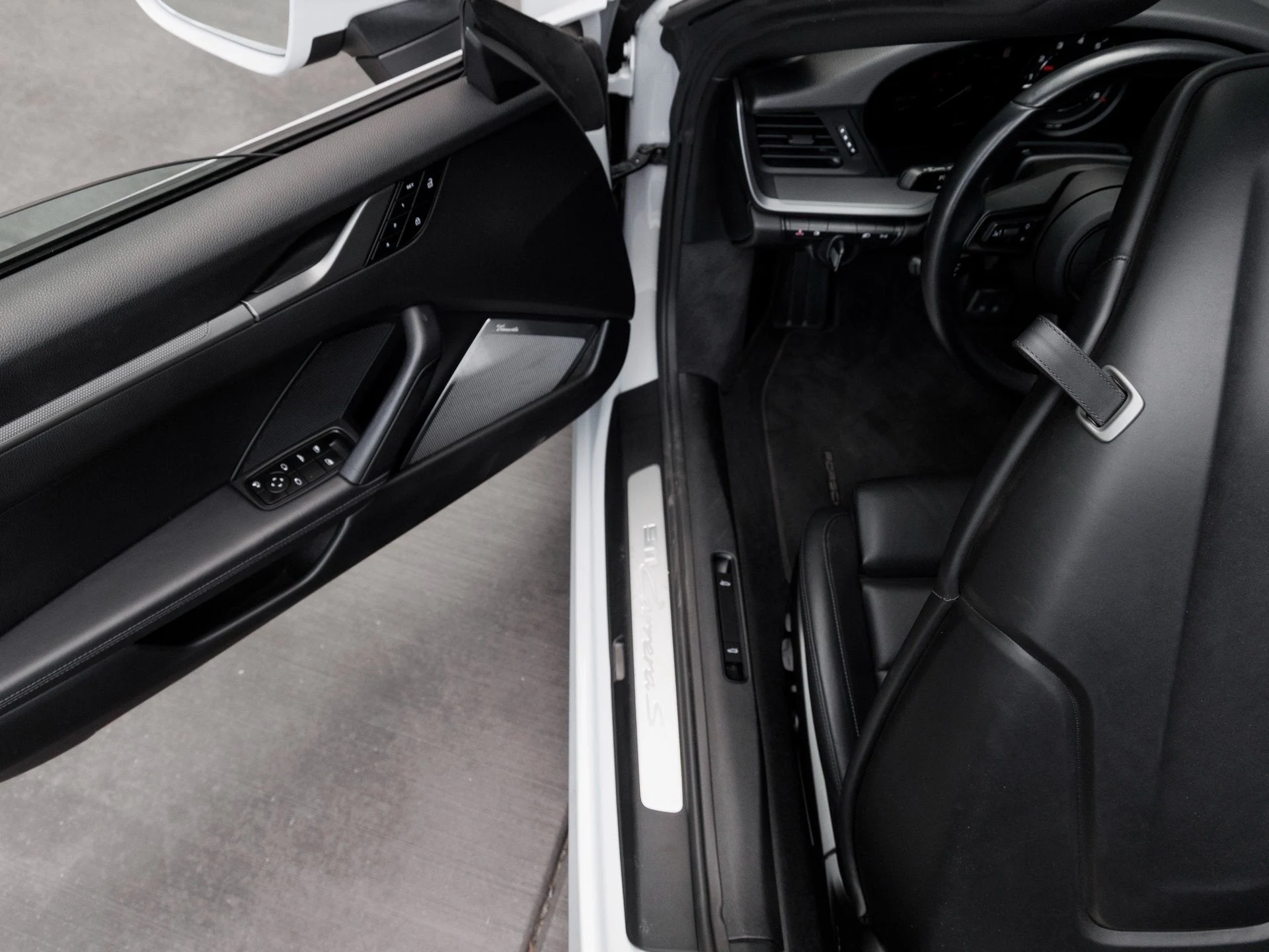 mph023_683906828_24_4ae0f2928f