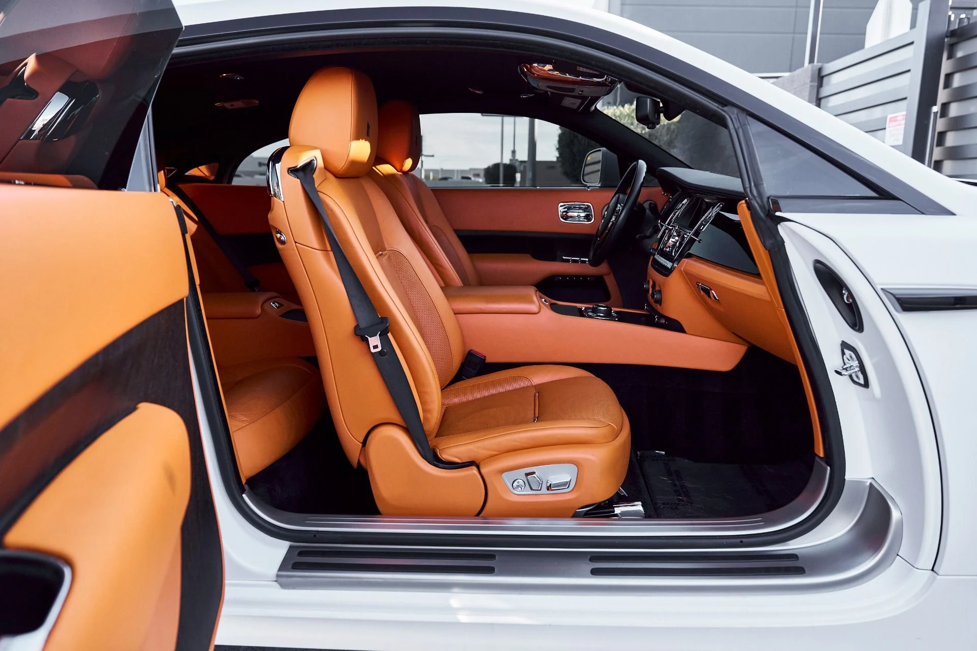 mph023_687885736_Used_2019_Rolls_Royce_Wraith_Base_1772849605_6debaa4202