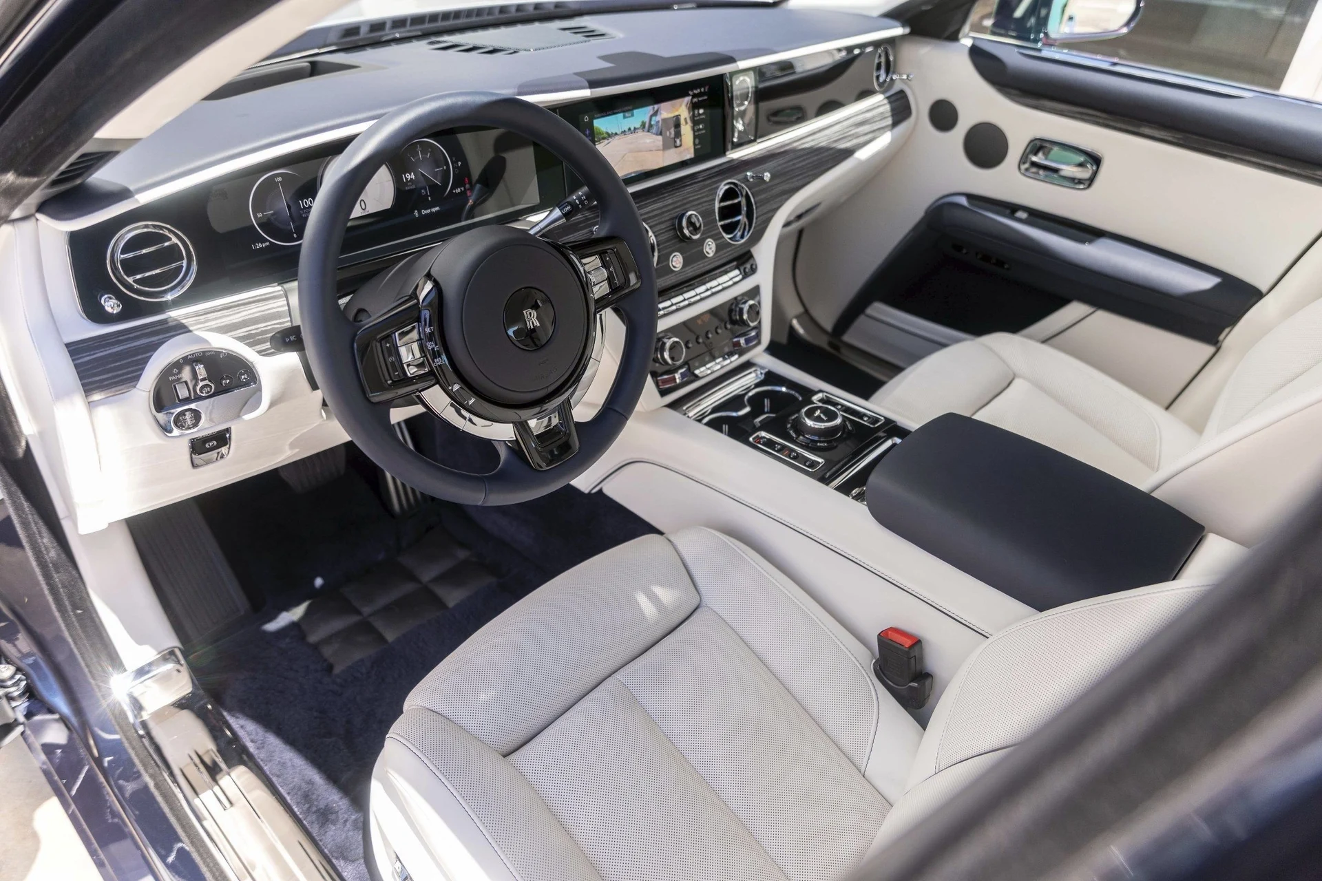 mph023_688265624_Hi_Tech_Luxury_Imports_LLC_SCA_13_GZ_03_SU_230190_image_23_23e3e24cb1