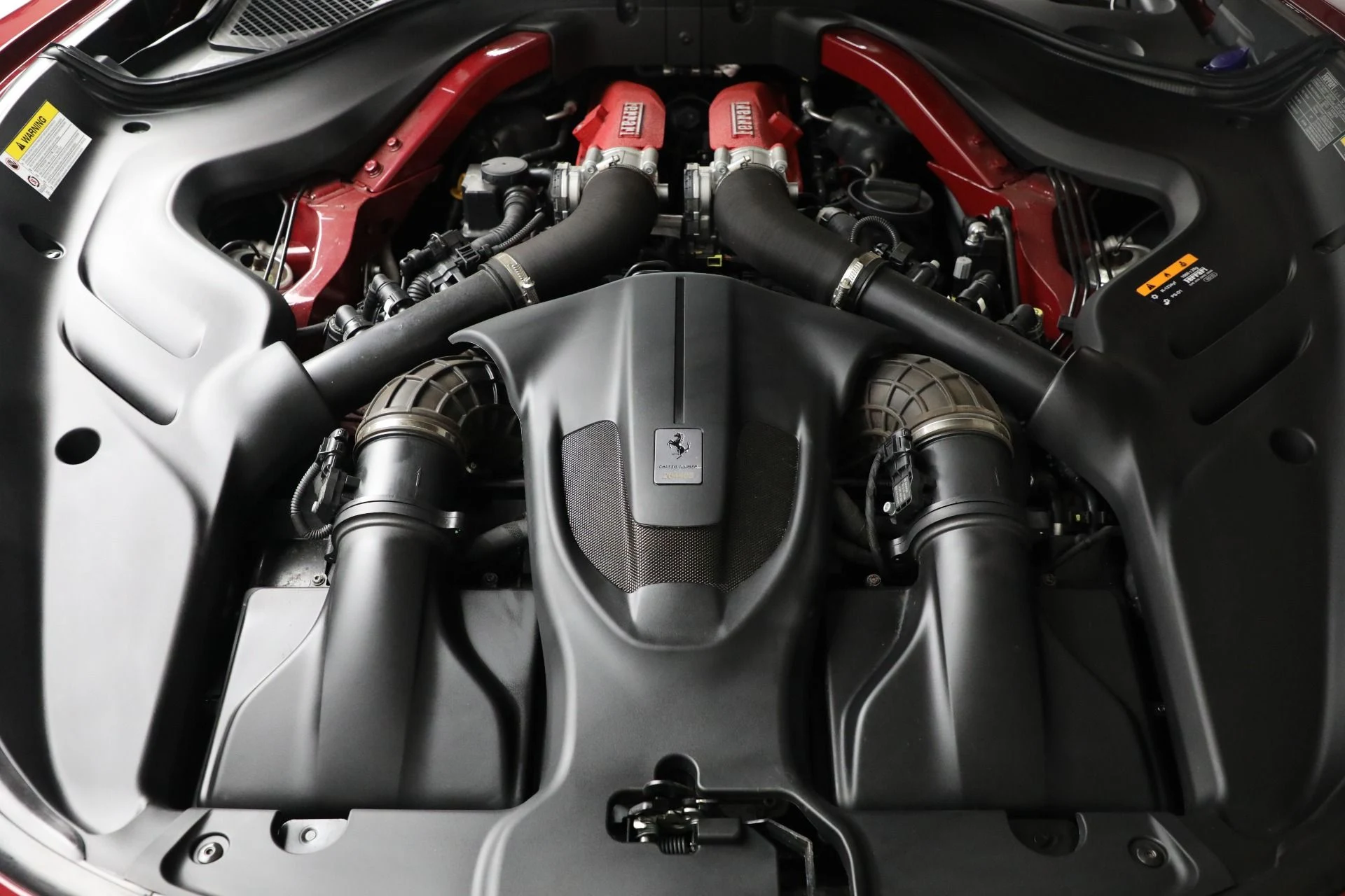 mph023_689392296_Used_2021_Ferrari_Roma_1763160293_b1b0aceea2