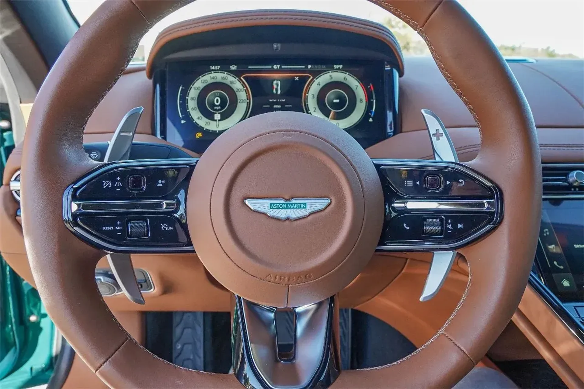 mph023_690184760_8089c53a582f4bc6a877e86f00a489d3_232e9f4443