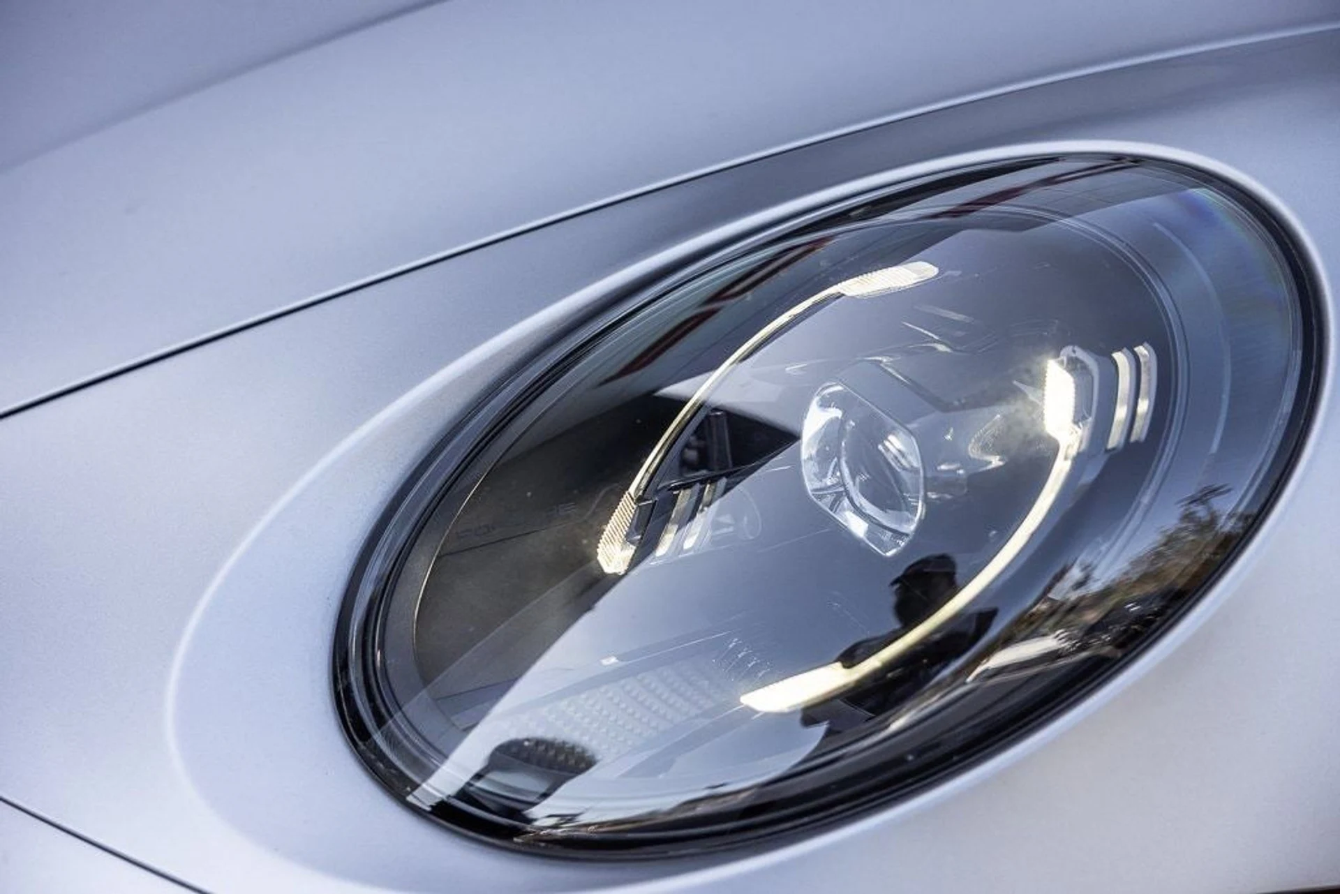 mph023_696420532_0f936ca7284292d433e948bd582f5ec0x_92b1db9693