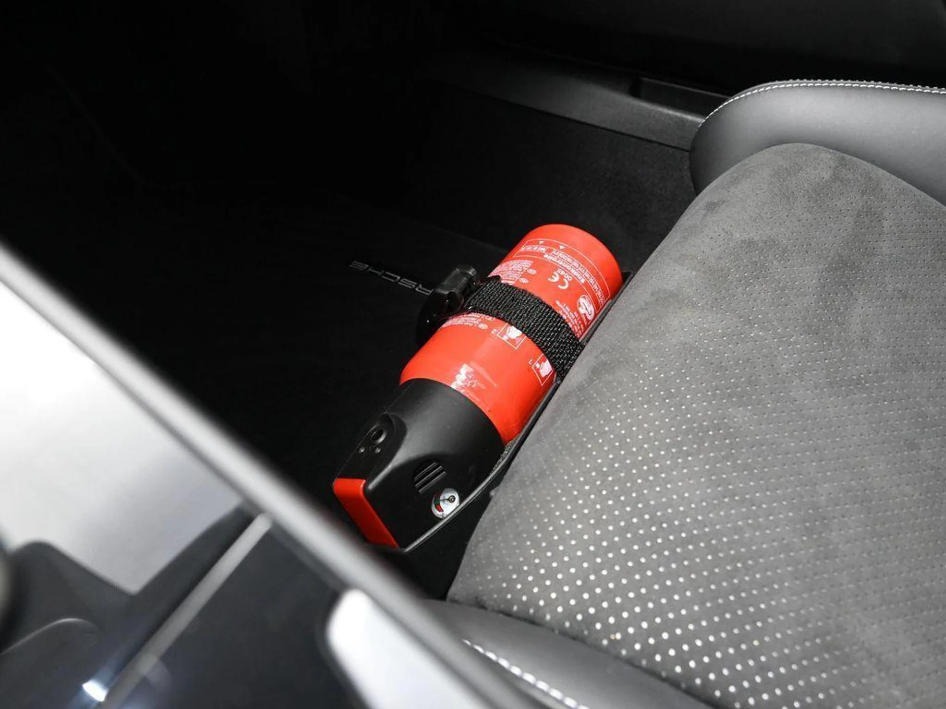 mph023_701277126_ETB_Cq_Bz_R83_Pi_LZKOX_1_F_Kk_QX_Zp_s_e4210474e8