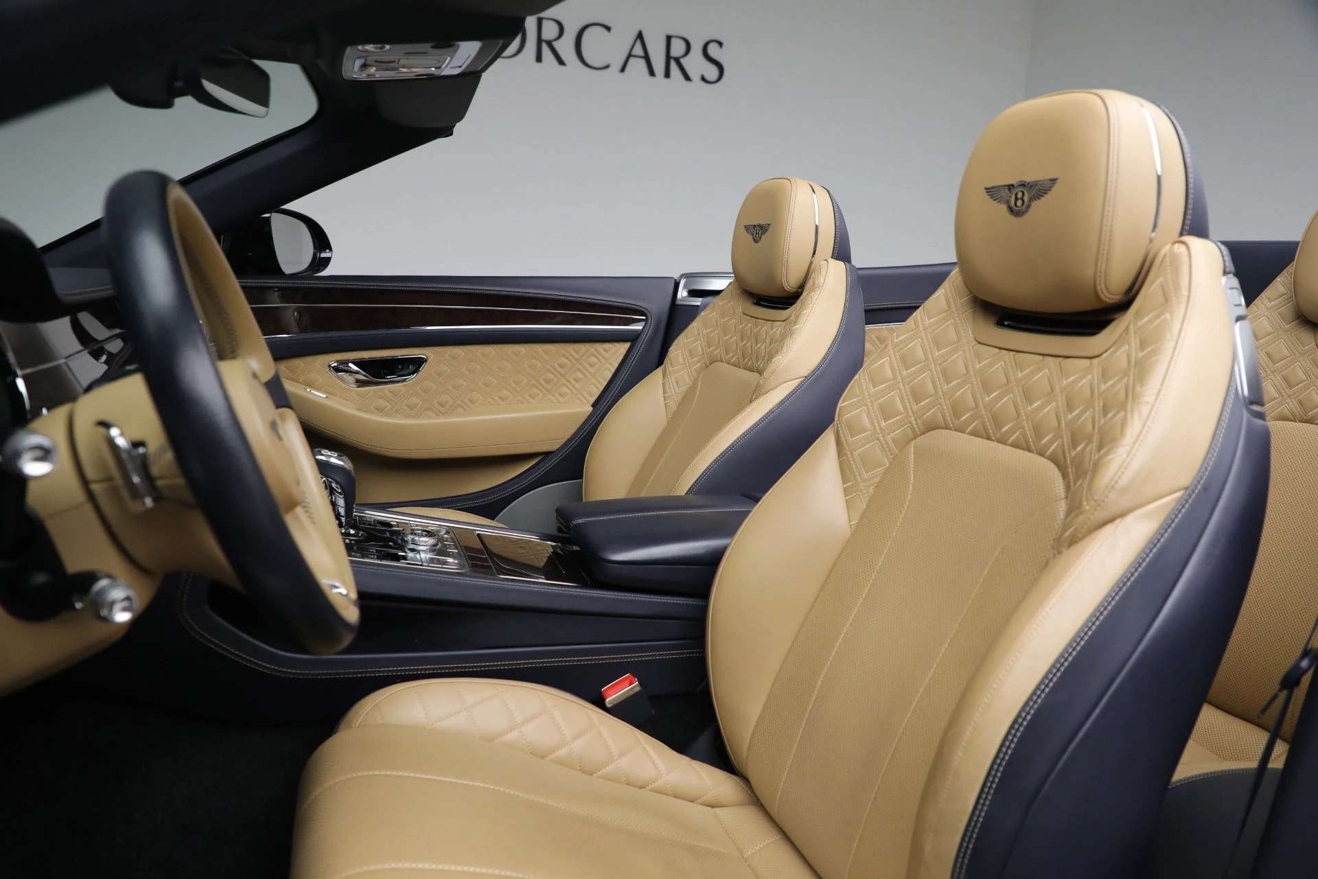 mph023_706527127_Used_2020_Bentley_Continental_GTC_V8_be6d314328