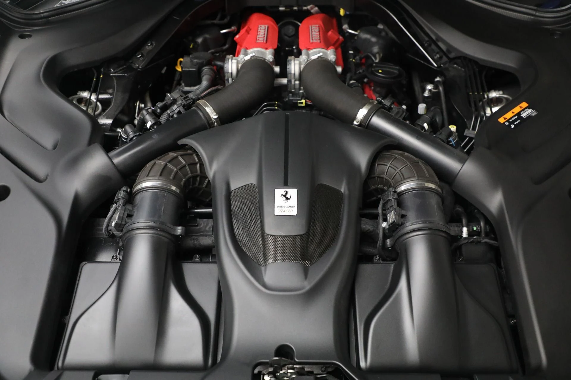 mph023_70705385_Used_2022_Ferrari_Roma_1707749900_eab51d6f9d