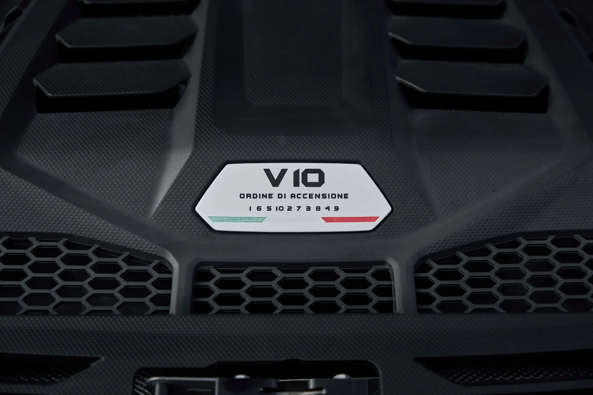 mph023_709808862_Used_2020_Lamborghini_Huracan_EVO_1768438586_f2f4078bae