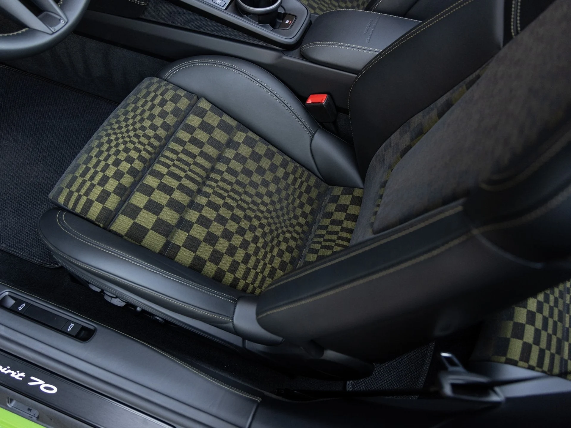 mph023_712720140_24_1668d4320f