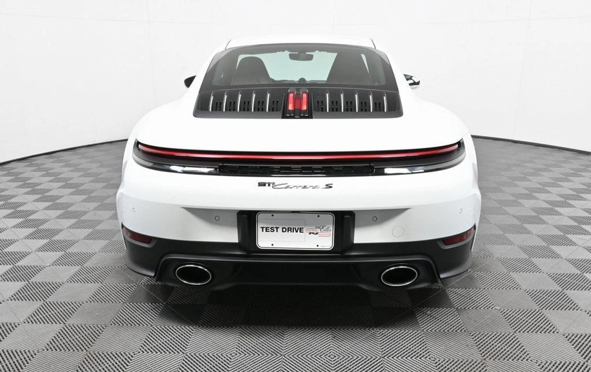 mph023_713131971_8h5_J_Lsj_SBMU_Dbh_ADPKMFY_7_Yy_Gv_U_a7d8890335