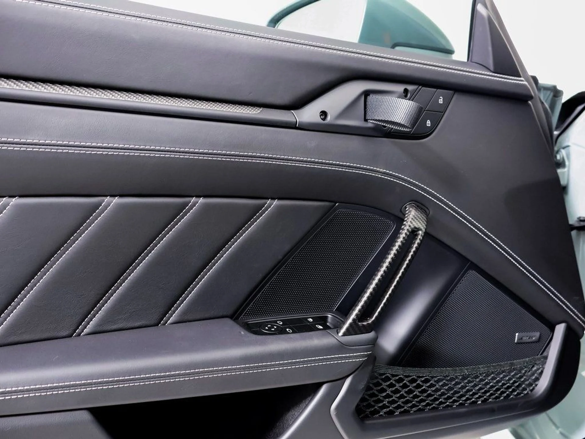 mph023_714073132_eee7fac3ec5e8e29988f85b80ada6c8ax_b514726a97