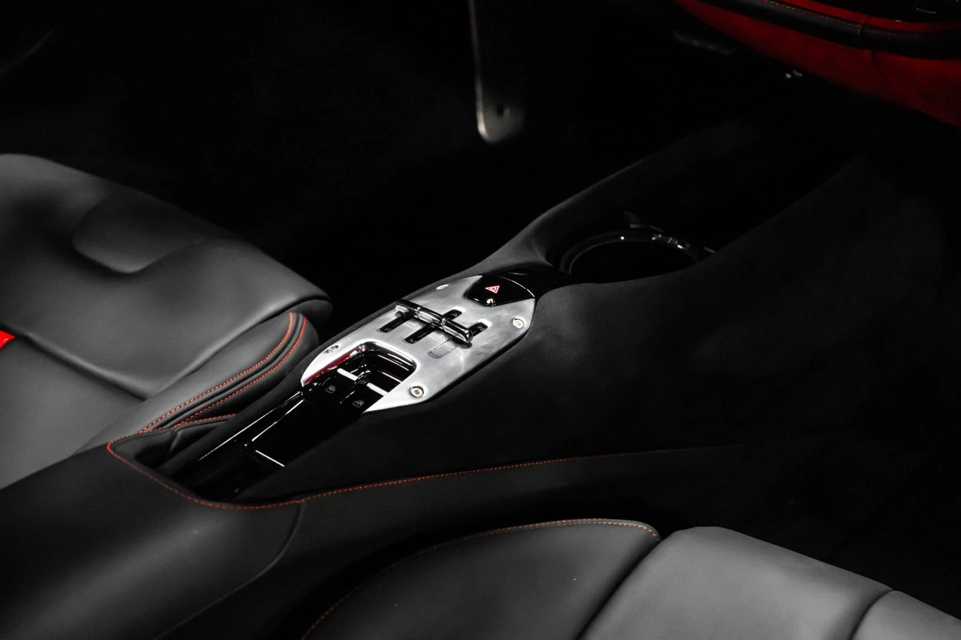mph023_718811129_Used_2023_Ferrari_SF_90_Stradale_1758051798_678b107e09