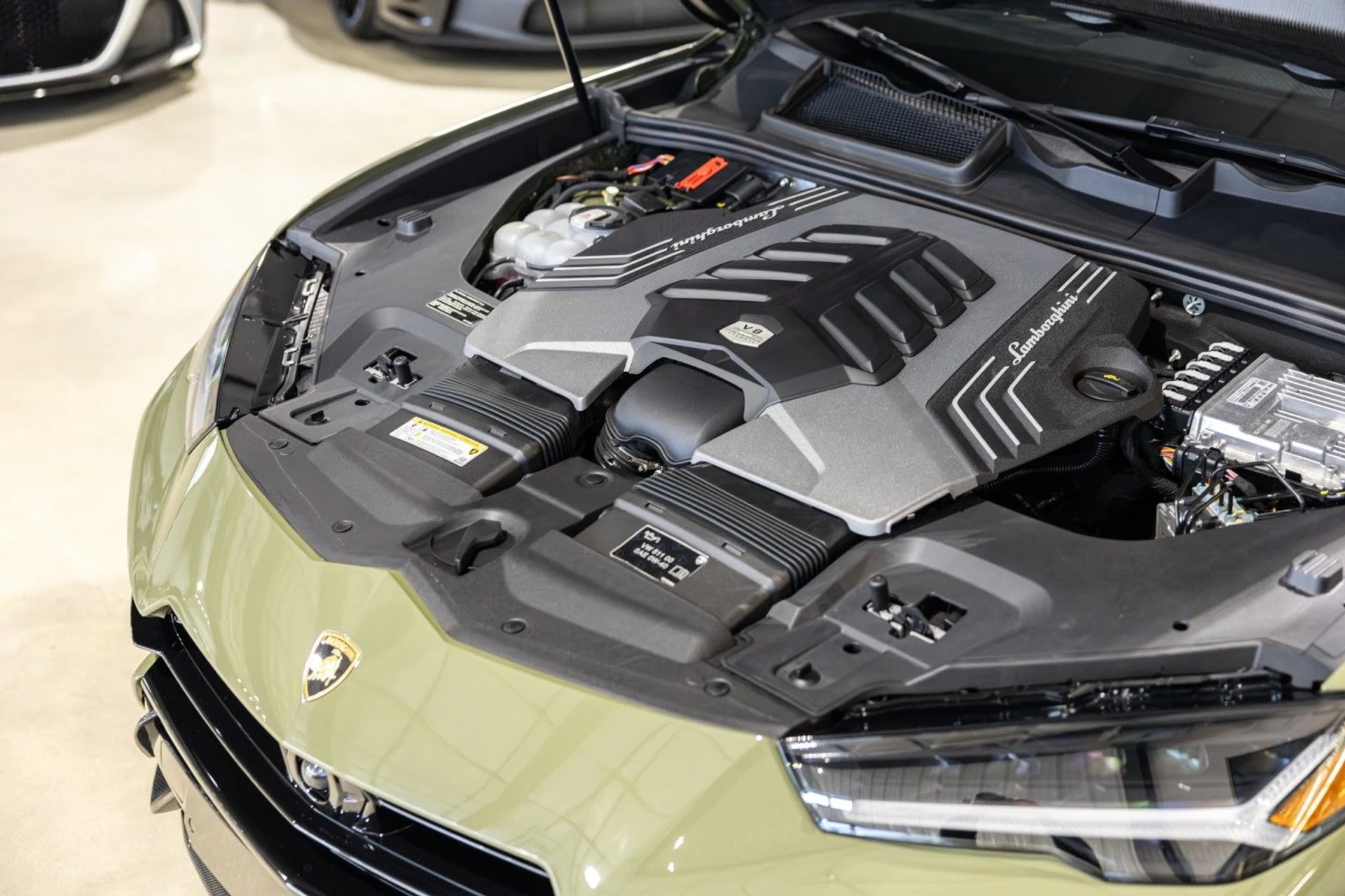 mph023_720468938_qw_750bb4e88a