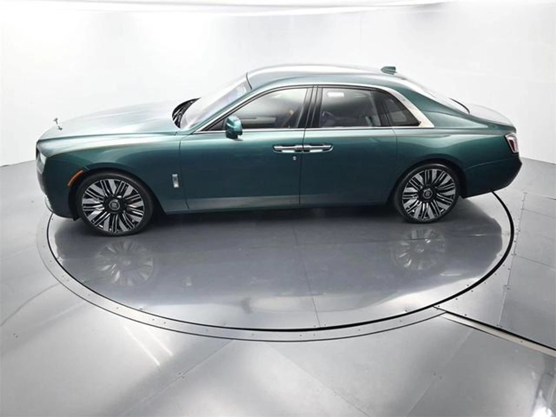 mph023_72135917_uj_Af_g_EJAE_3_P3_A8k_N_Kzx_A_El0q_TU_2264aa1da1