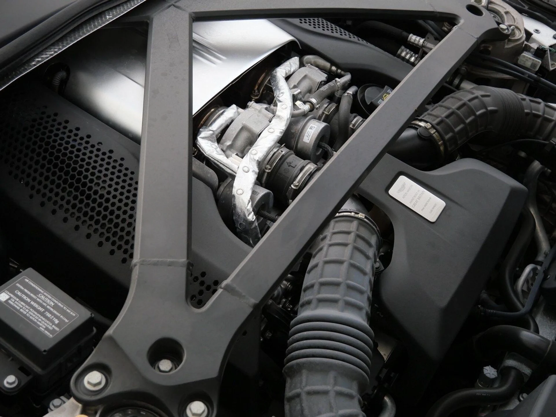 mph023_722325349_3b4475309b08cd8936b9bb21e1f484cax_6e6539b916