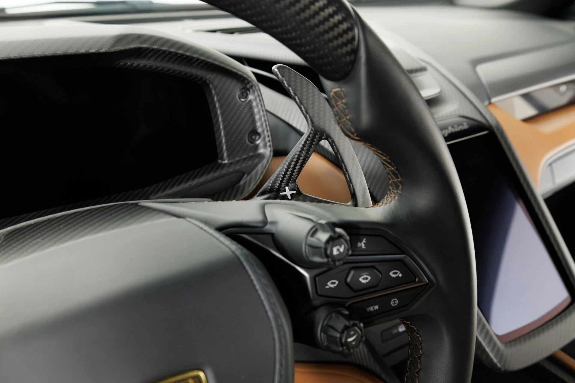 mph023_725593342_Used_2024_Lamborghini_Revuelto_1786042569_e12e9e3868