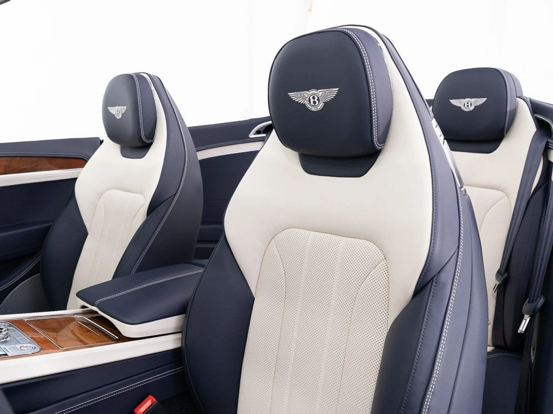 mph023_729147722_f27e3735d6bd7ad5a5d2114e6b2caac5_fd02e4afcc