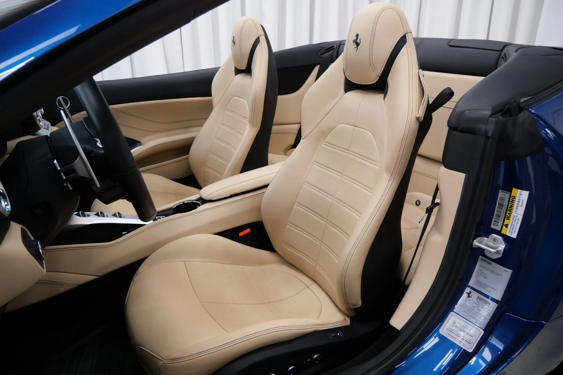 mph023_730405441_Used_2017_Ferrari_California_T_1759252098_394e162b20