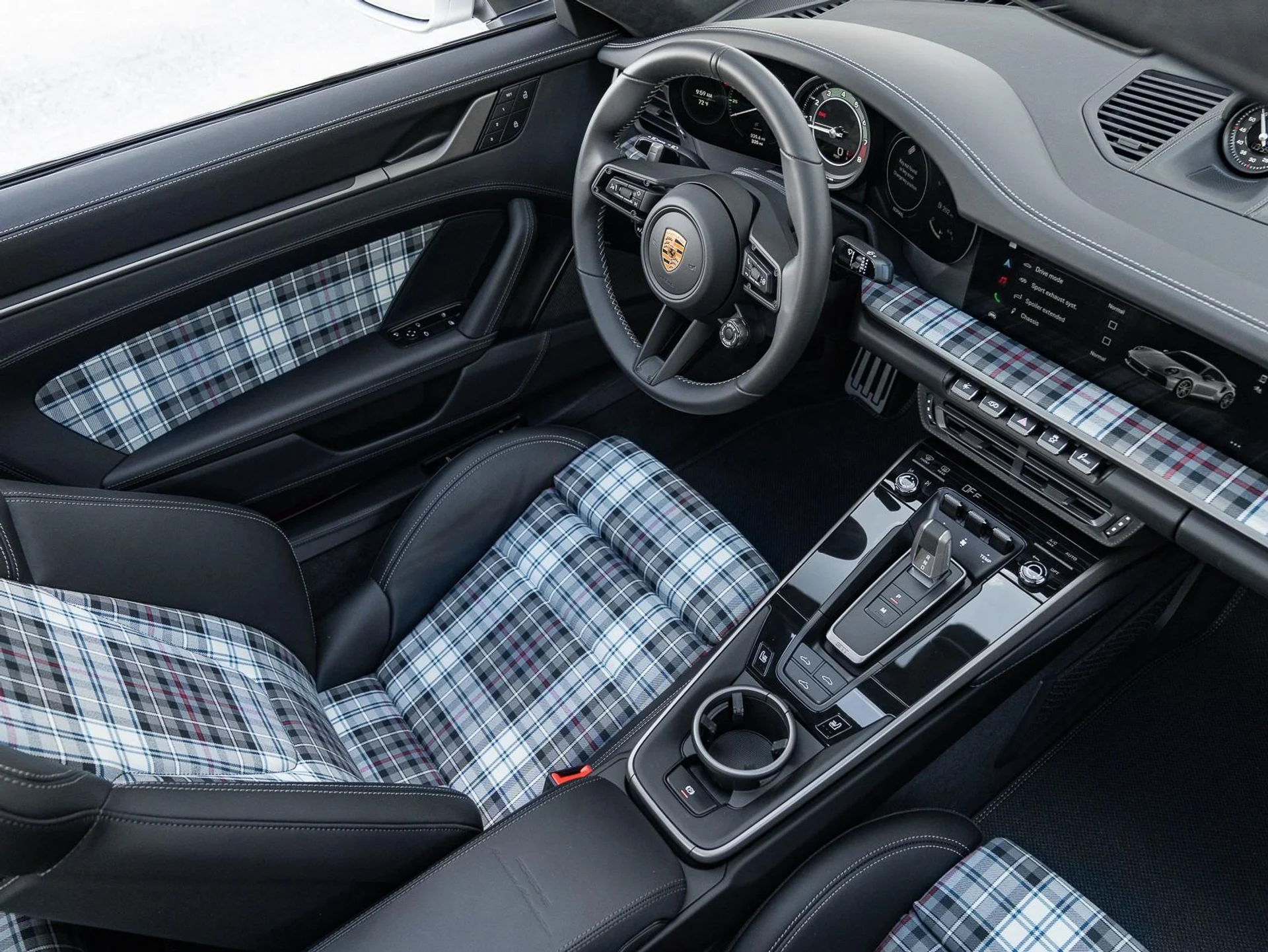 mph023_740009891_Used_2025_Porsche_911_Turbo_1761858403_35c587272b